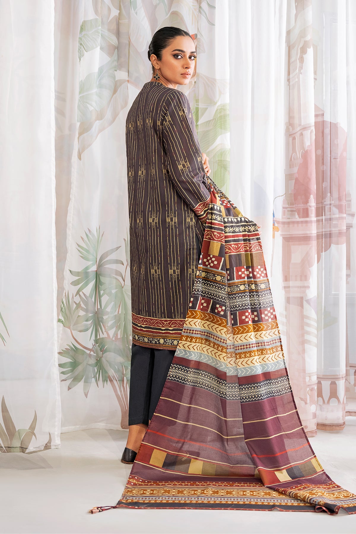 3 Piece Printed Lawn Suit