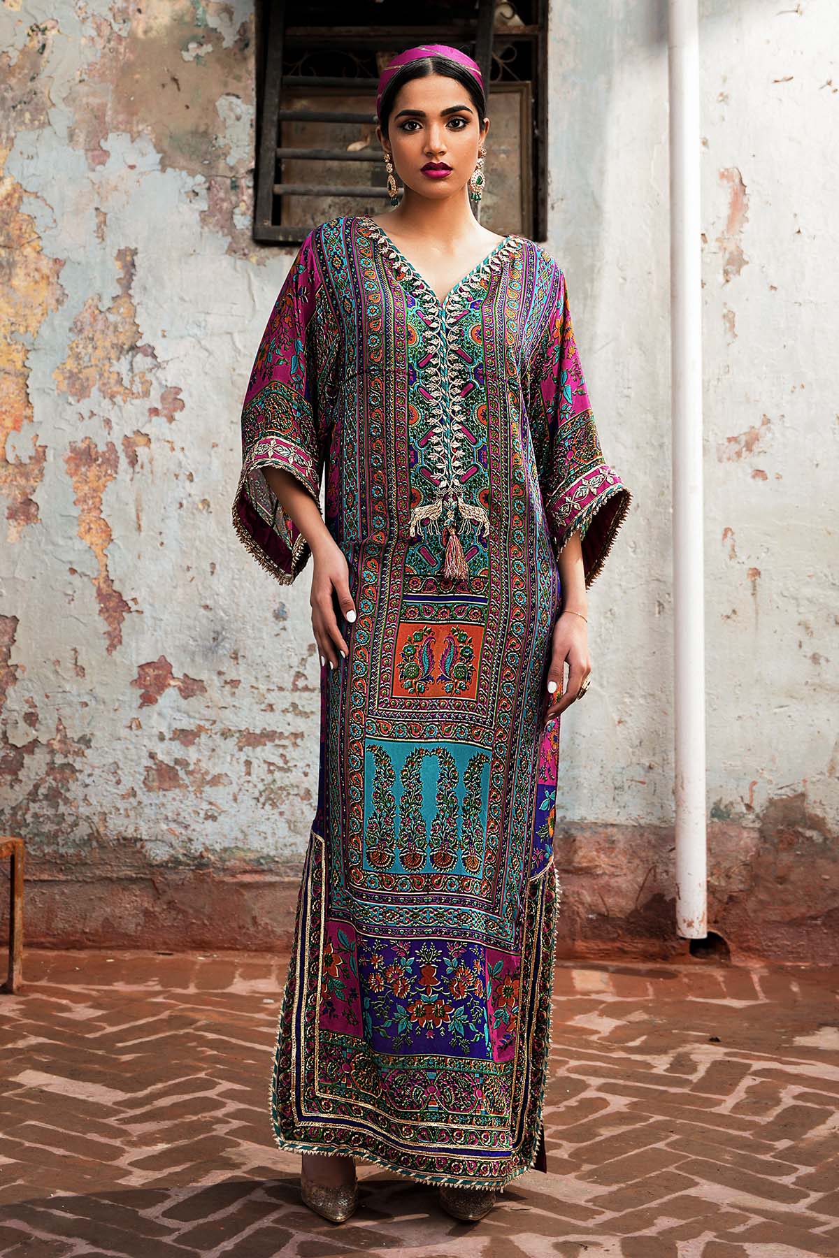 https://cdn.shopify.com/s/files/1/0742/2718/8017/files/DSP-02-24-1Kaftan_1.jpg?v=1755503309