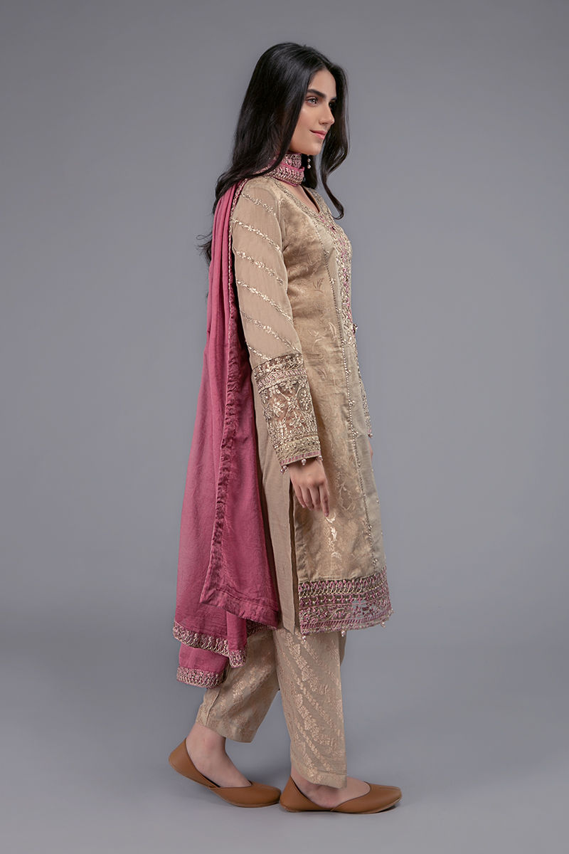 JANNA-SRK26-05