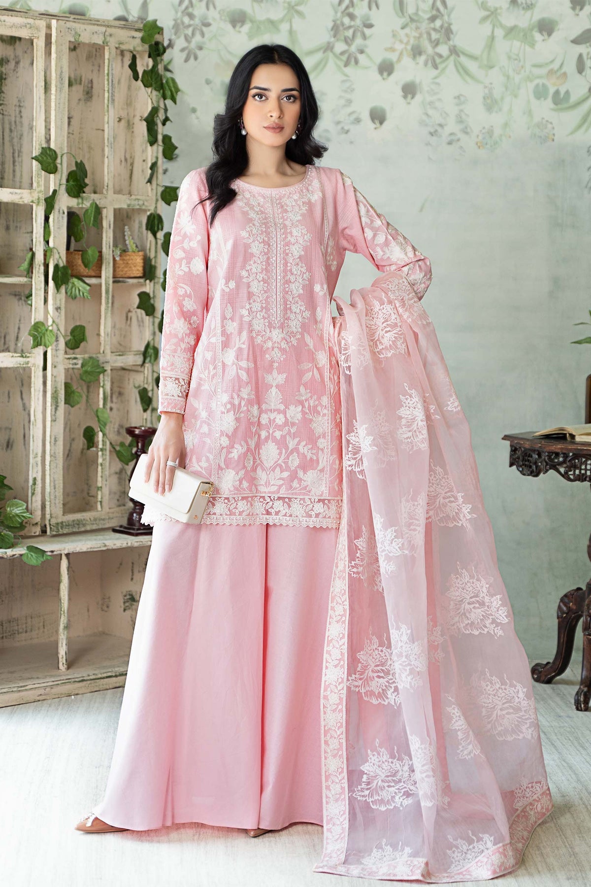 3 Piece Embroidered Cotton Doria Suit