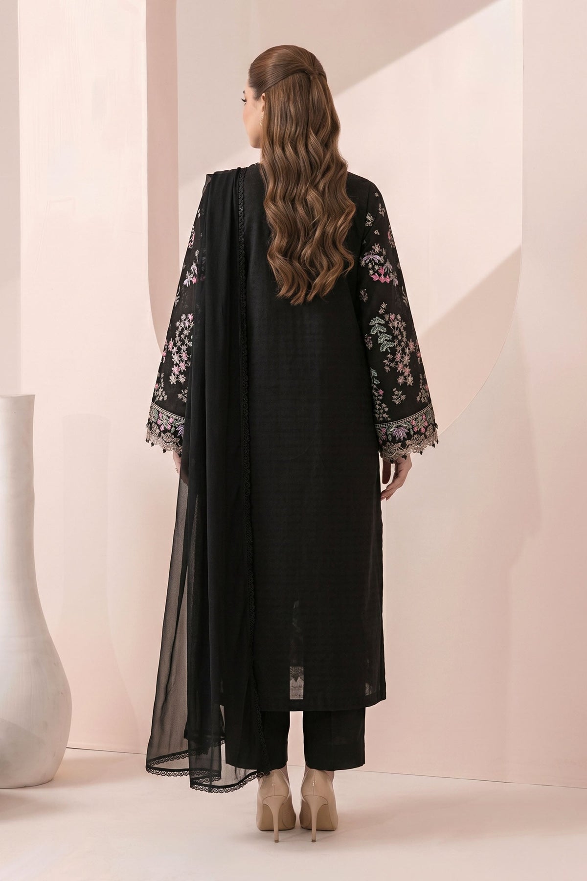 3 Piece Embroidered Dobby Jacquard Suit