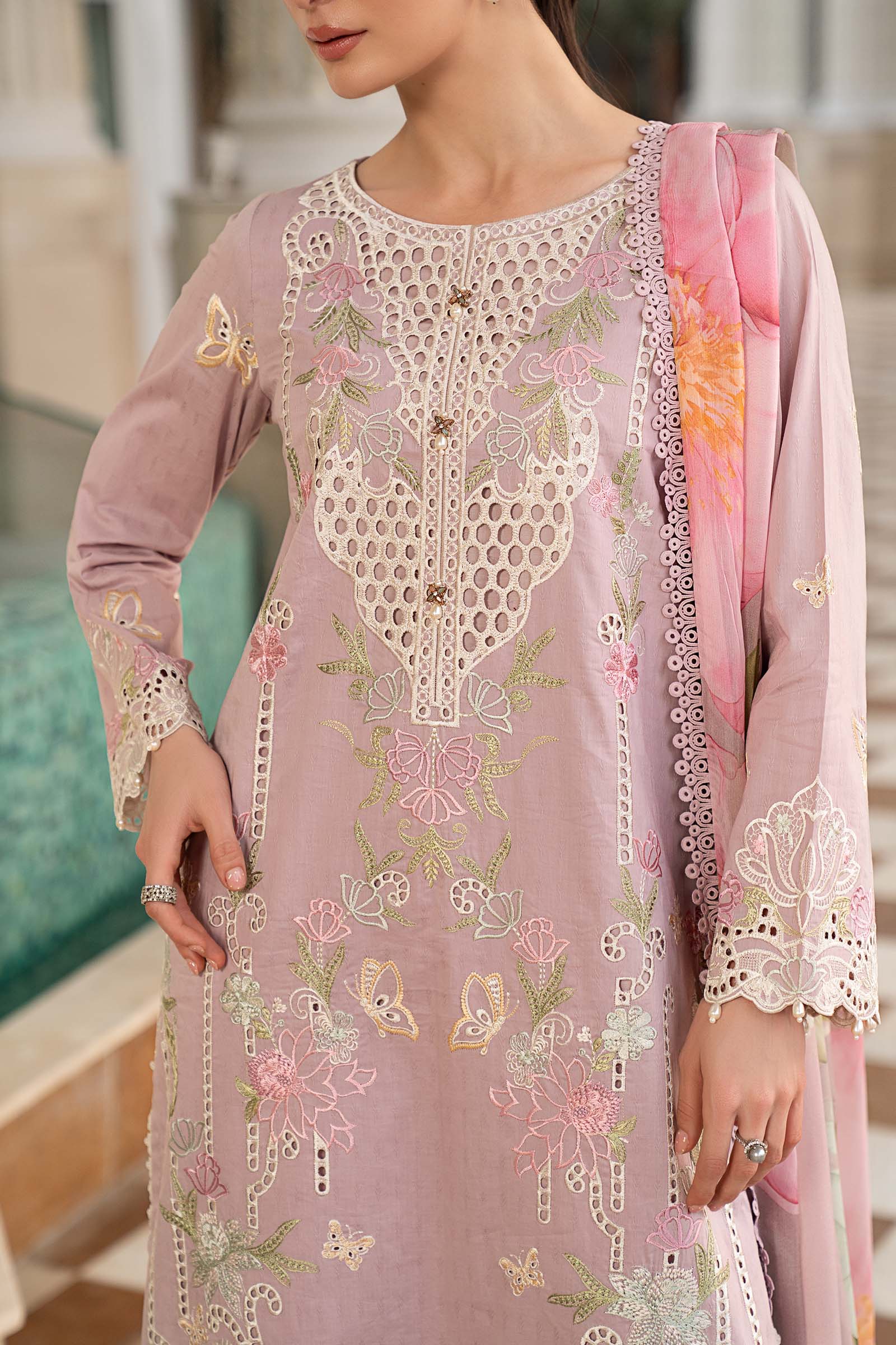https://cdn.shopify.com/s/files/1/0620/8788/9062/files/DWEA2615Closeup_E_2.jpg?v=1780660432