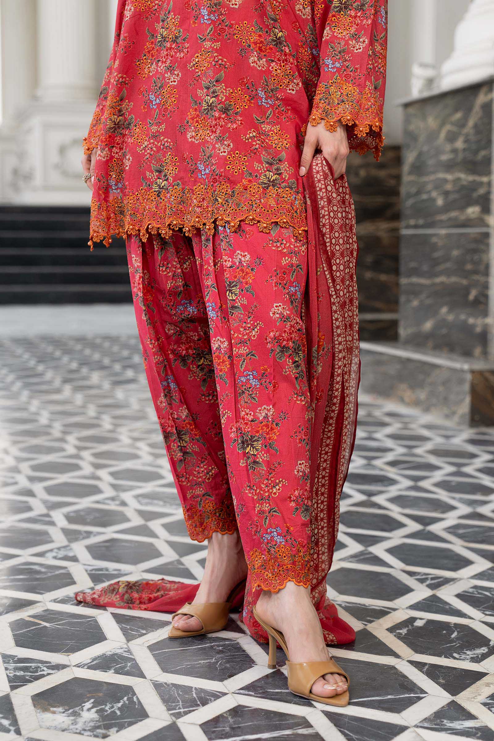 https://cdn.shopify.com/s/files/1/0620/8788/9062/files/DWEA2623Closeup_G.jpg?v=1779285764