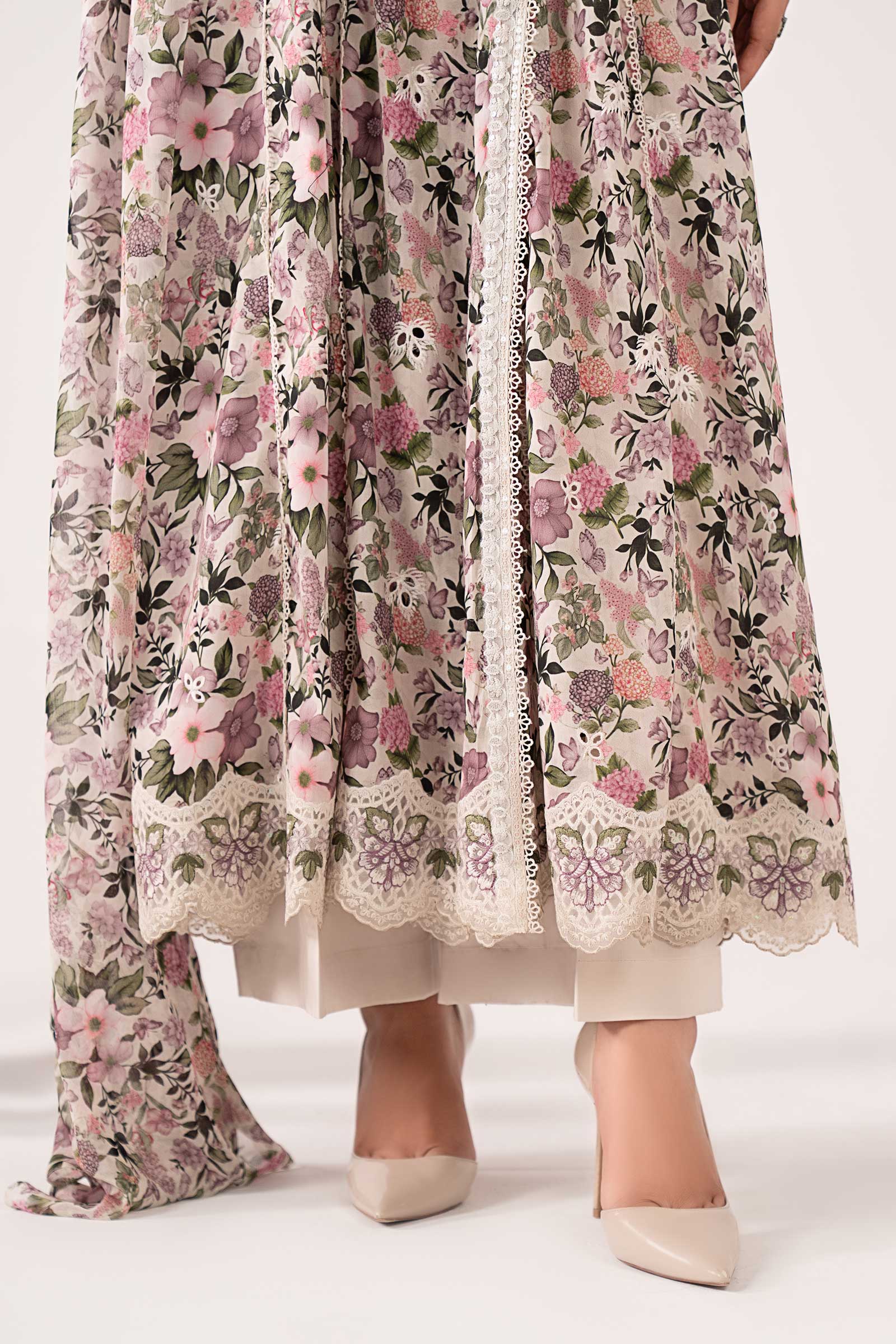 3 Piece Embroidered Lawn Suit