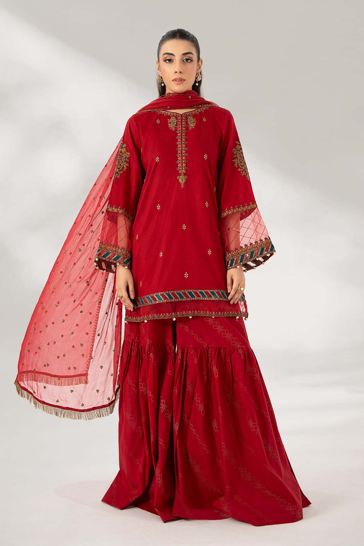 3 Piece Embroidered Lawn Suit
