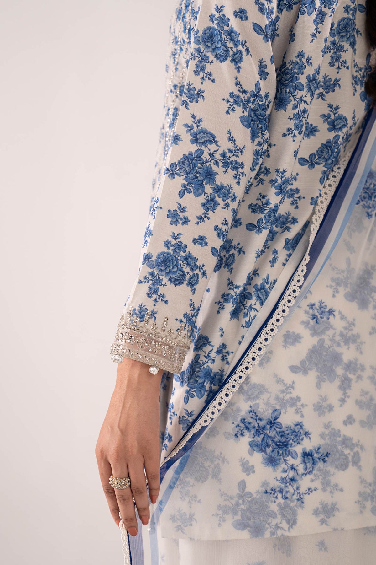 3 Piece Embroidered Lawn Suit - DW26200-ESM-BLU