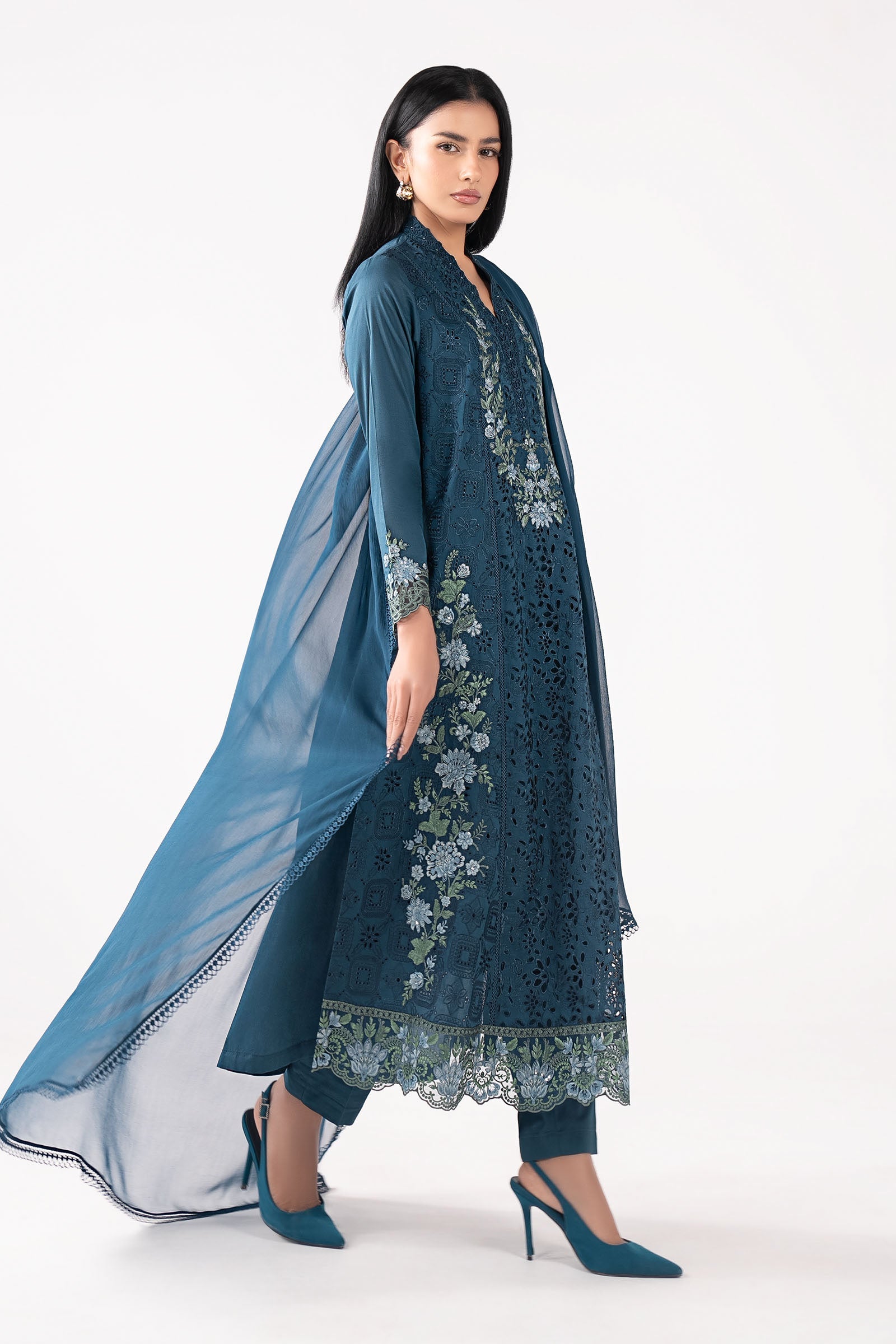 3 Piece Embroidered Lawn Suit