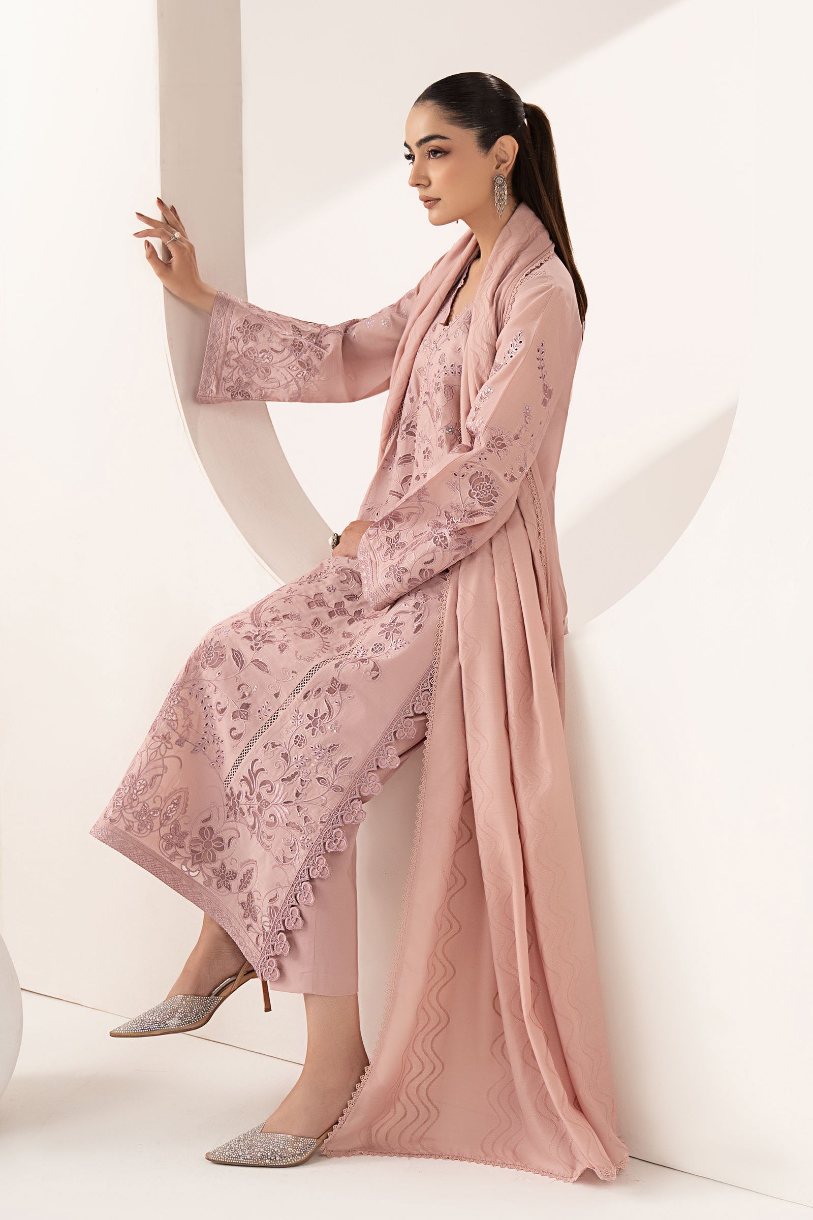 3 Piece Embroidered Lawn Suit