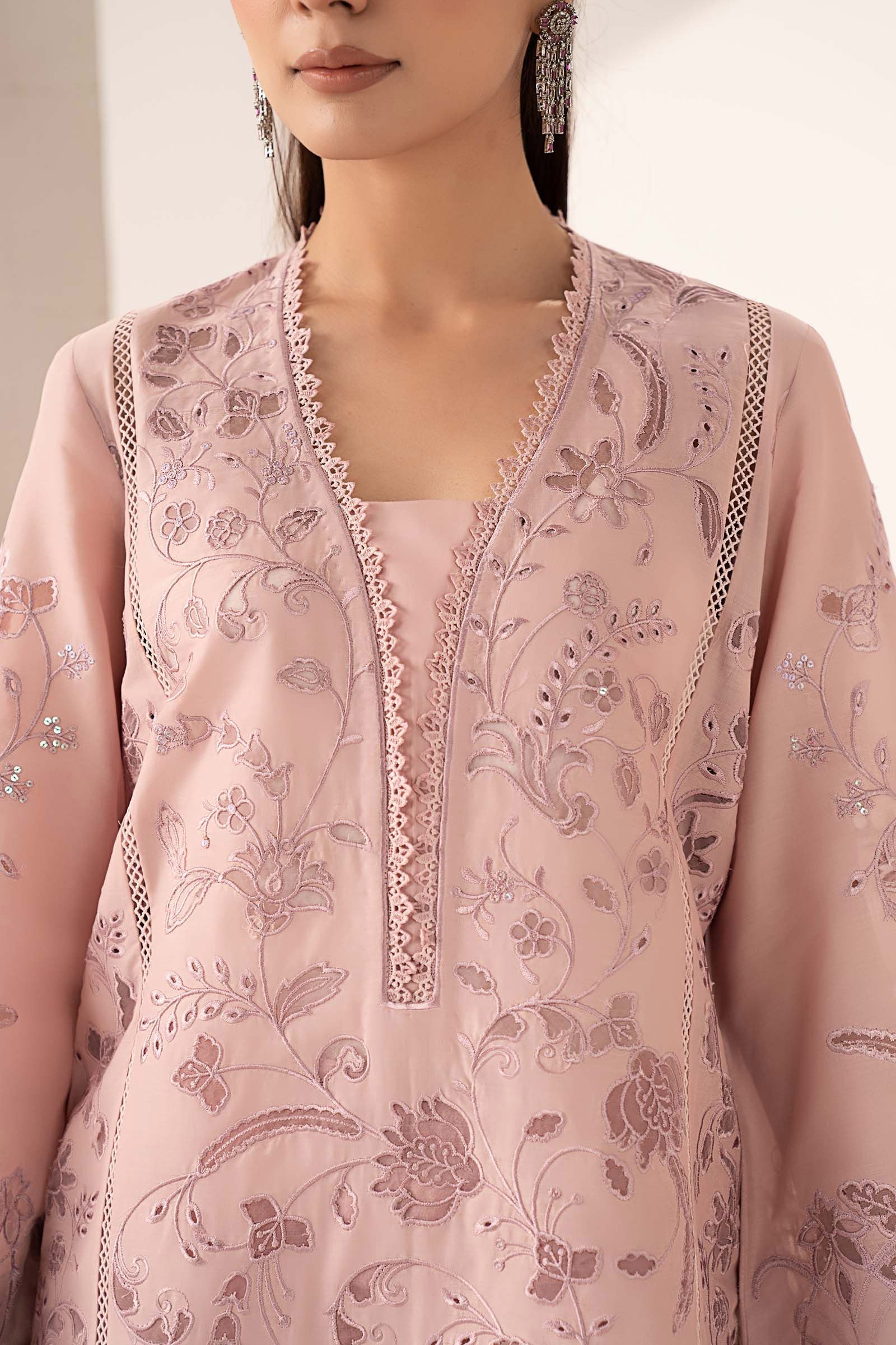 3 Piece Embroidered Lawn Suit