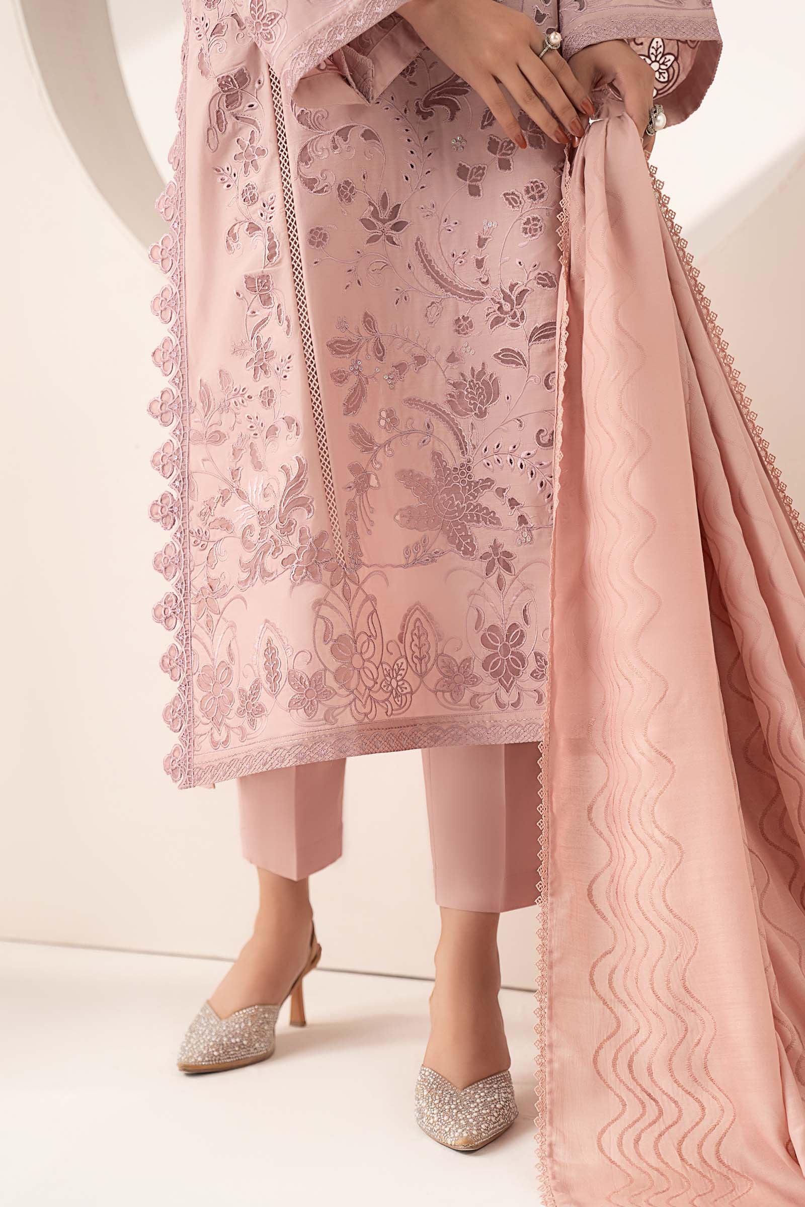 3 Piece Embroidered Lawn Suit