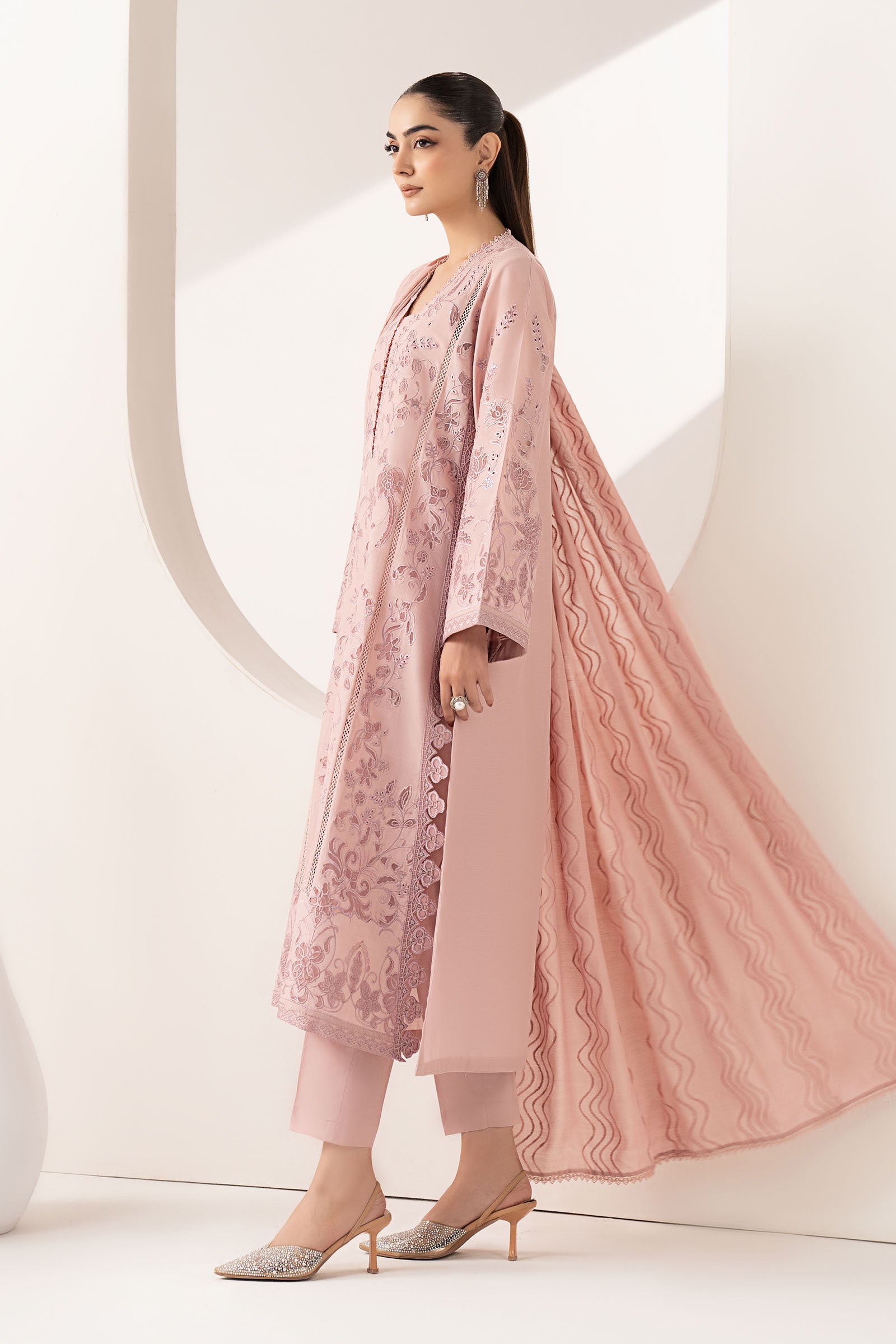3 Piece Embroidered Lawn Suit