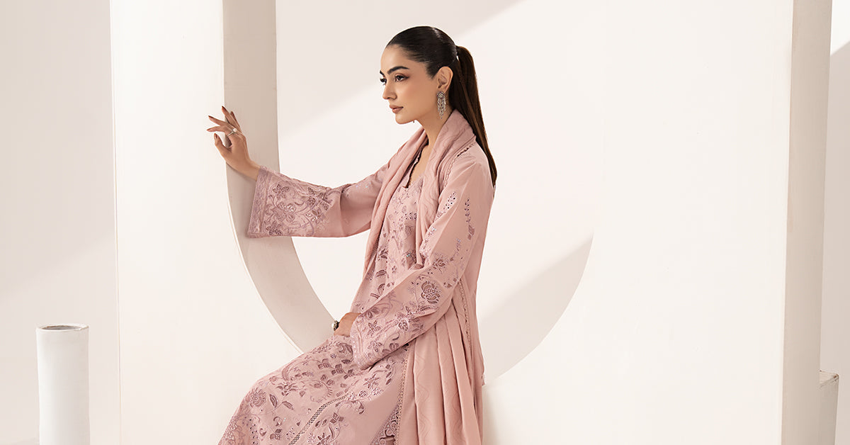 3 Piece Embroidered Lawn Suit