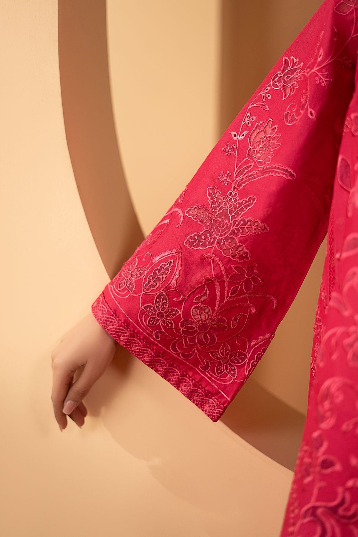 3 Piece Embroidered Lawn Suit - DWE2630-ESM-MGT