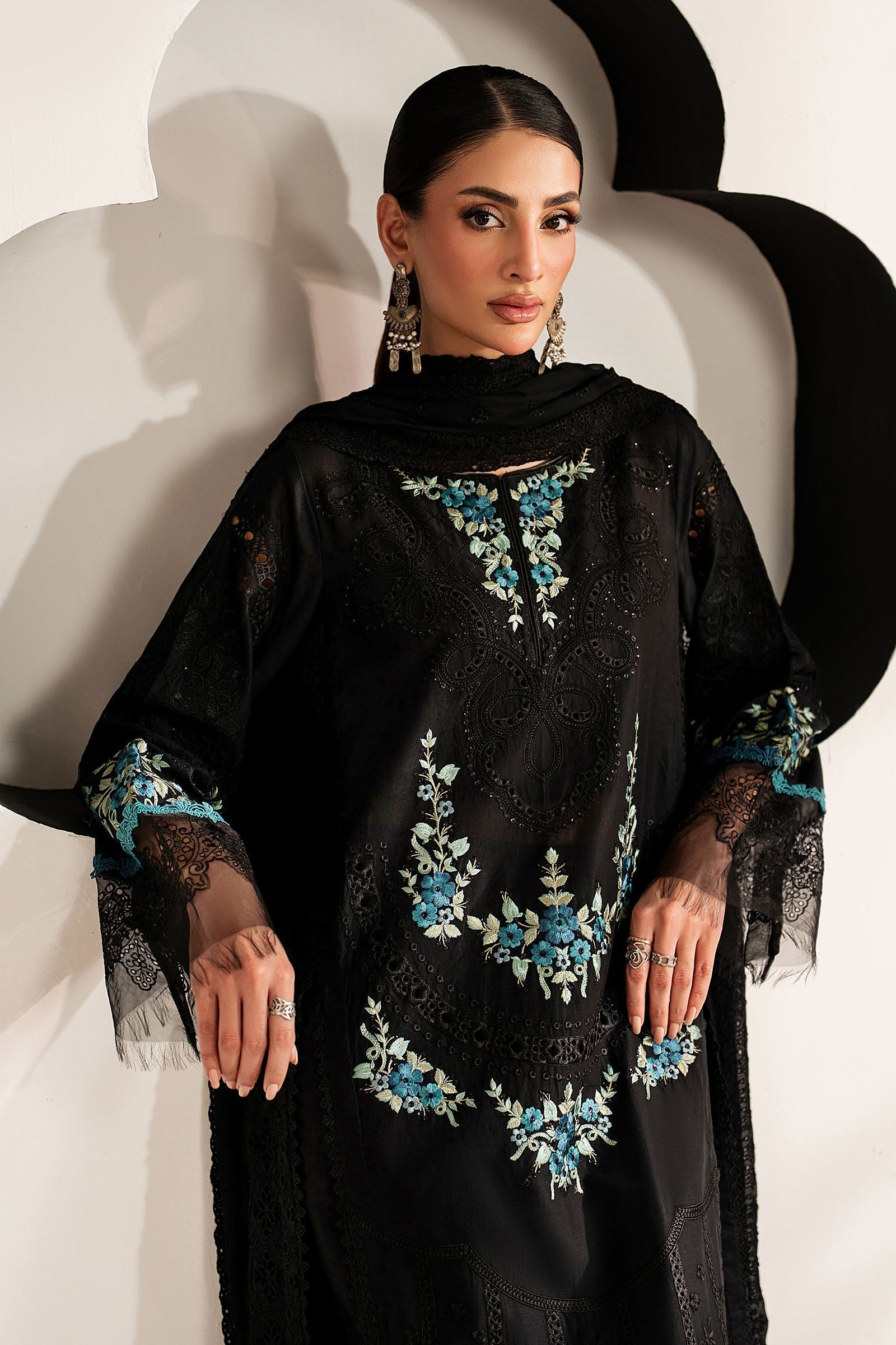 https://cdn.shopify.com/s/files/1/0620/8788/9062/files/DWMN2508R1Closeup_E.jpg?v=1780909520
