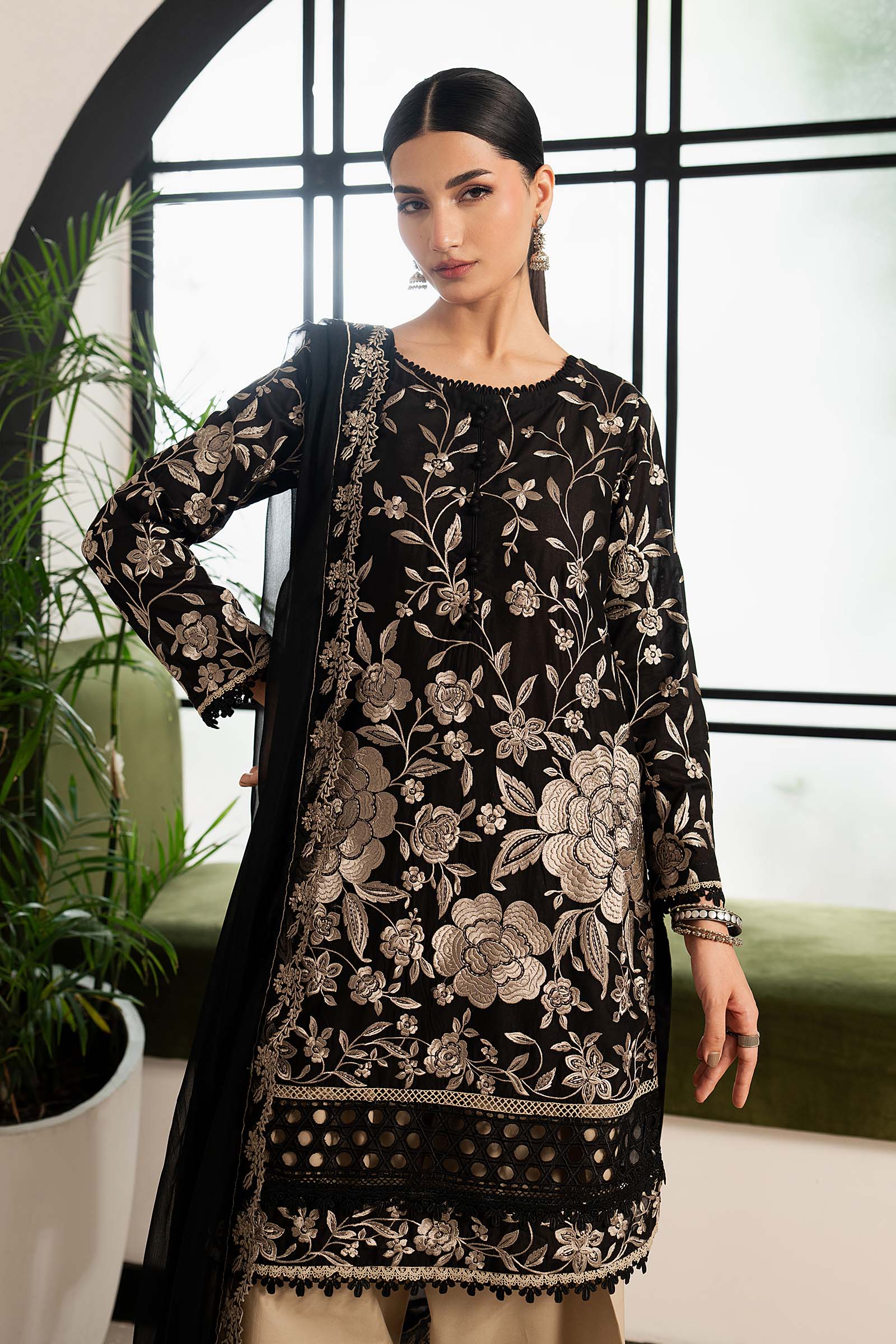 https://cdn.shopify.com/s/files/1/0620/8788/9062/files/DWMN2612Closeup_F.jpg?v=1780914803