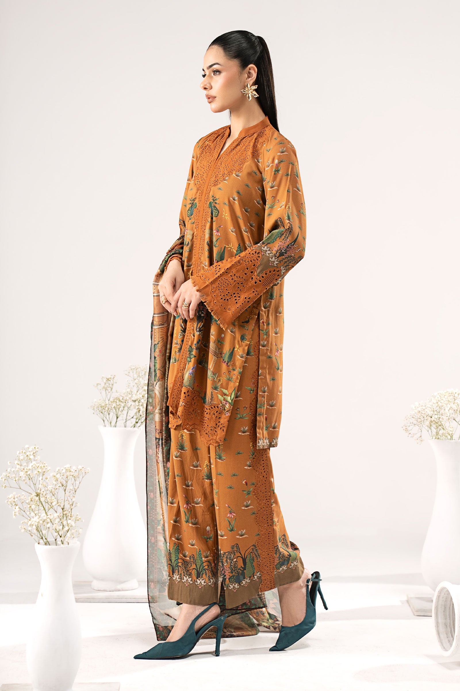 https://cdn.shopify.com/s/files/1/0620/8788/9062/files/DWW2559MustardSide_B.jpg?v=1770040195