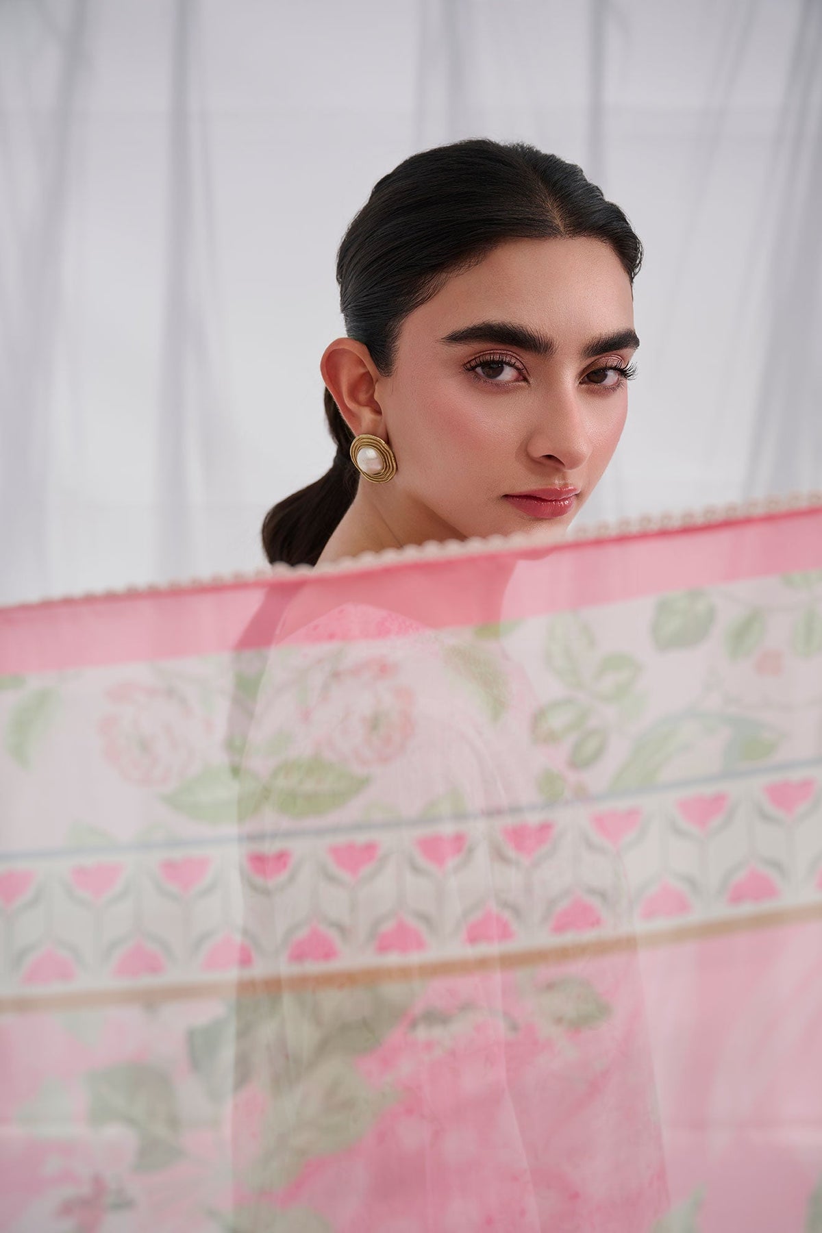 SS25DC-2559 PINK COTTON JACQUARD 2PCS EMBROIDERED KURTA WITH TROUSER