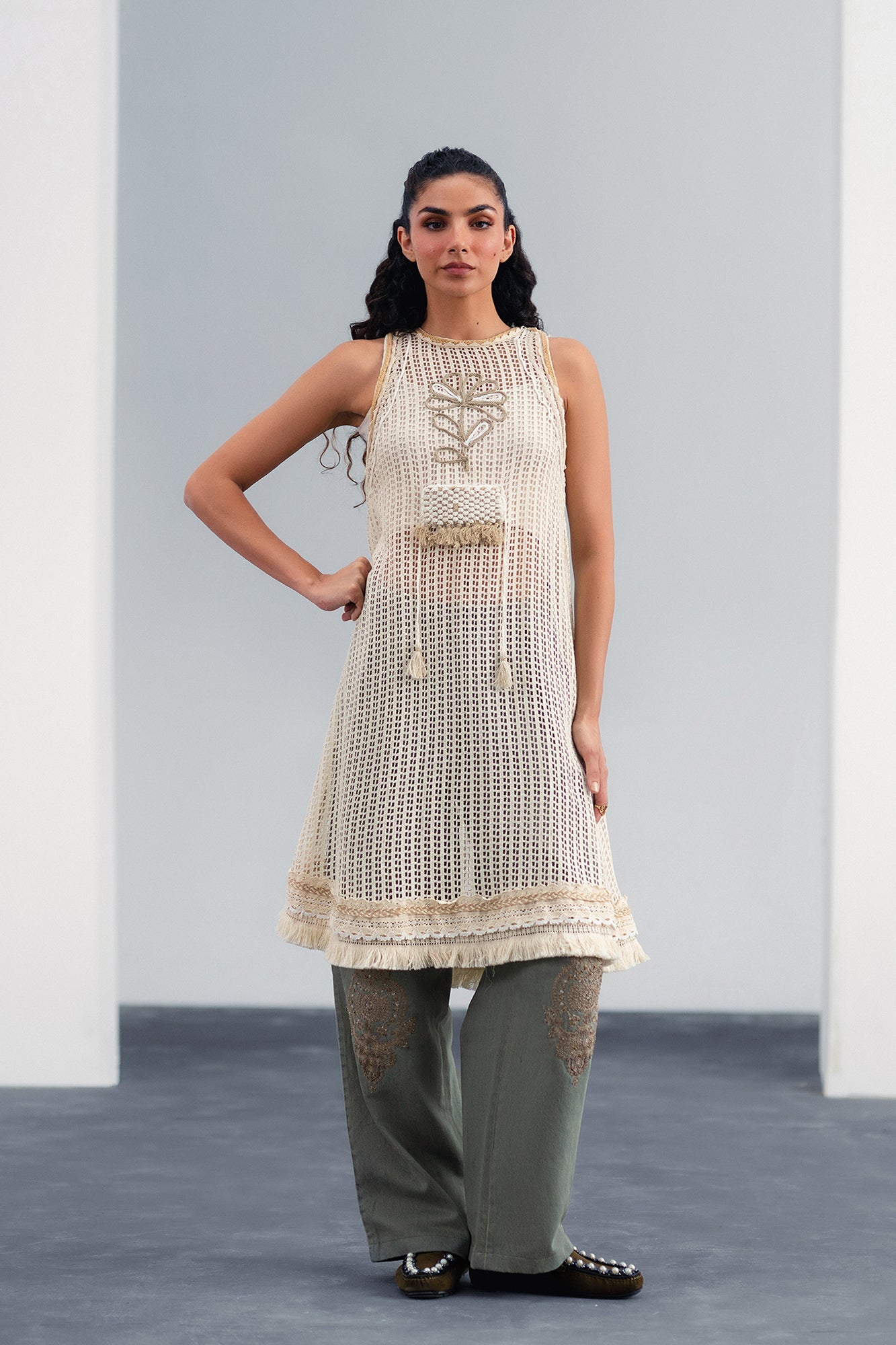 DRESS (E0007/120/002)