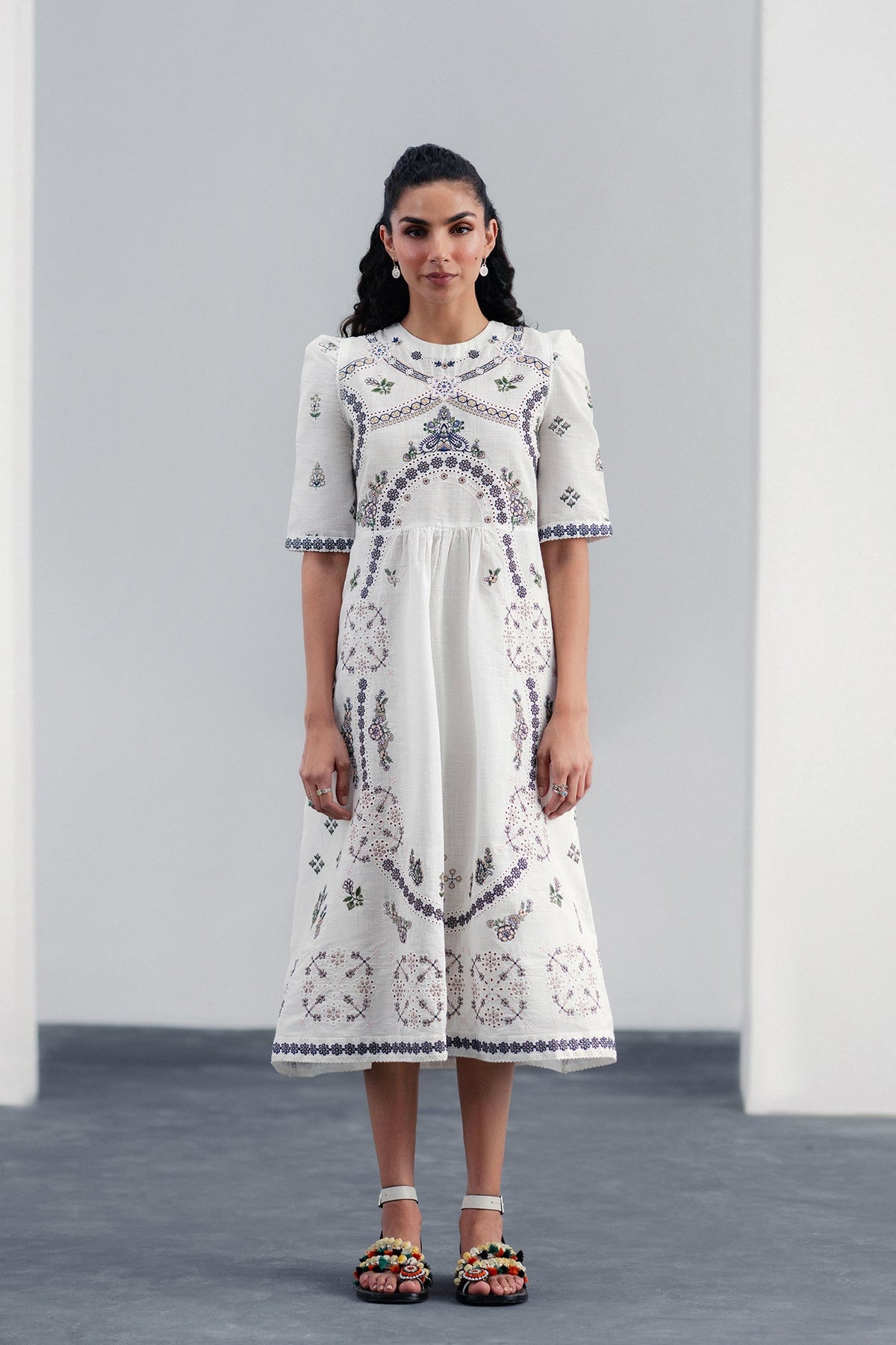 EMBROIDERED DRESS (E0048/120/001)
