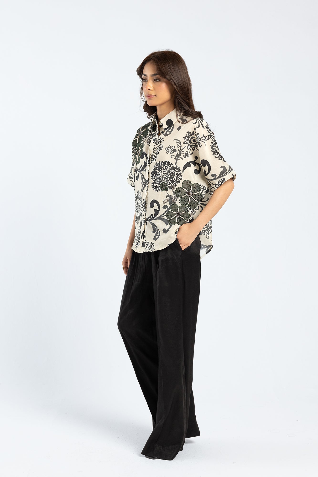 https://cdn.shopify.com/s/files/1/2290/7917/files/E0075-119-903_2.jpg?v=1738306467
