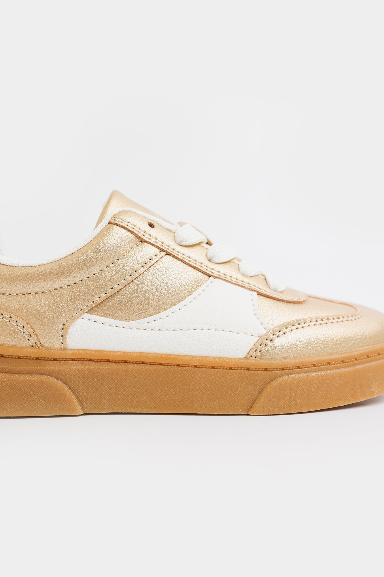 SNEAKERS (E0087/409/131)