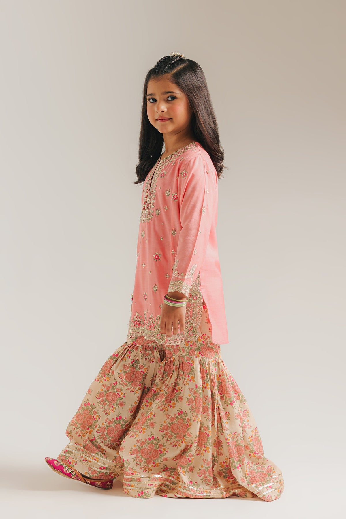 EMBROIDERED SUIT (E0260/415/326 E0260/315/326)
