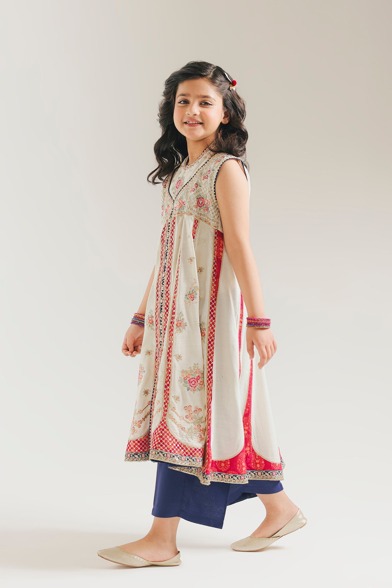 EMBROIDERED SUIT (E0302/415/005 E0302/315/005)