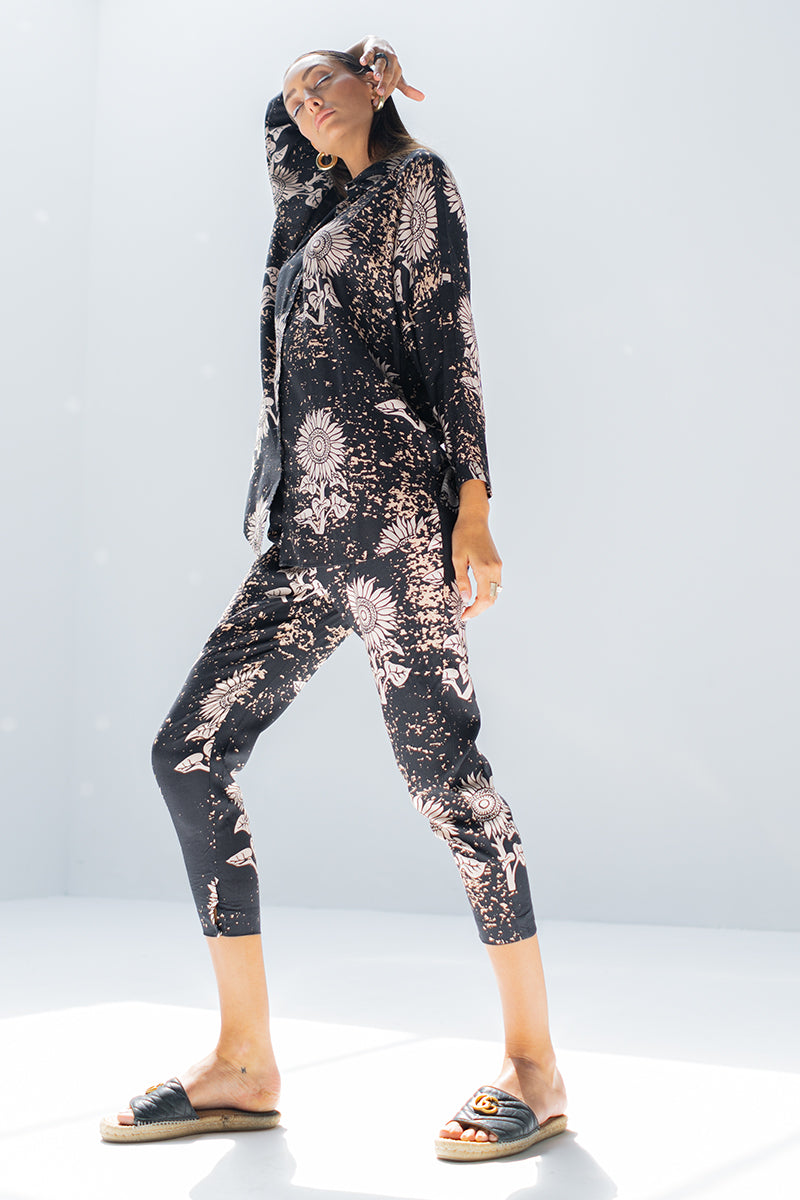 Black flower 2 piece