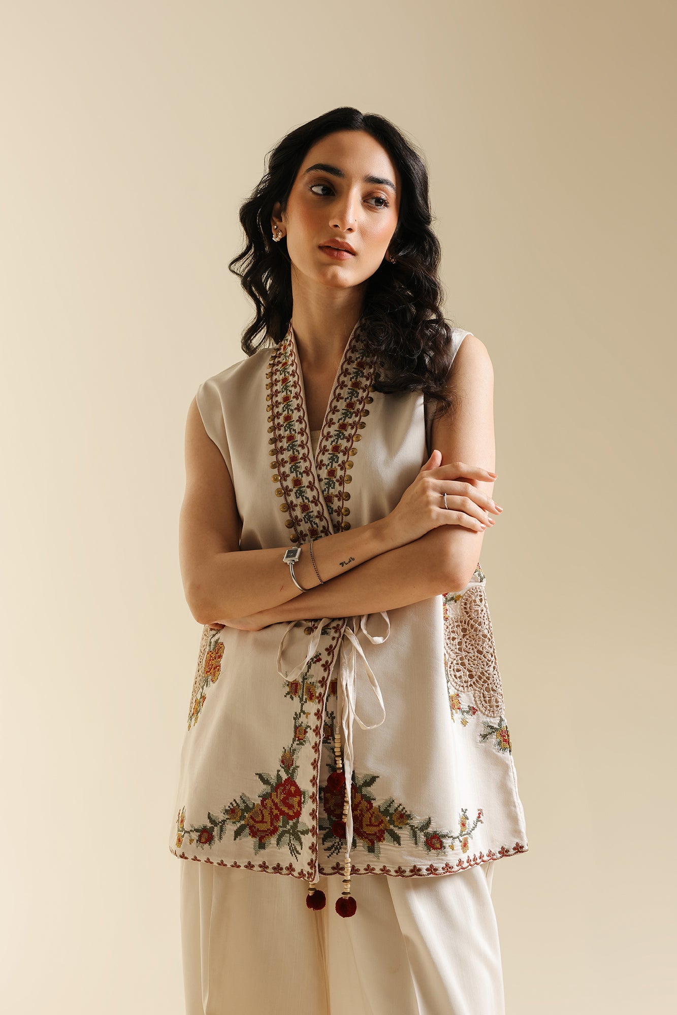 EMBROIDERED SUIT (E0612/119/006)