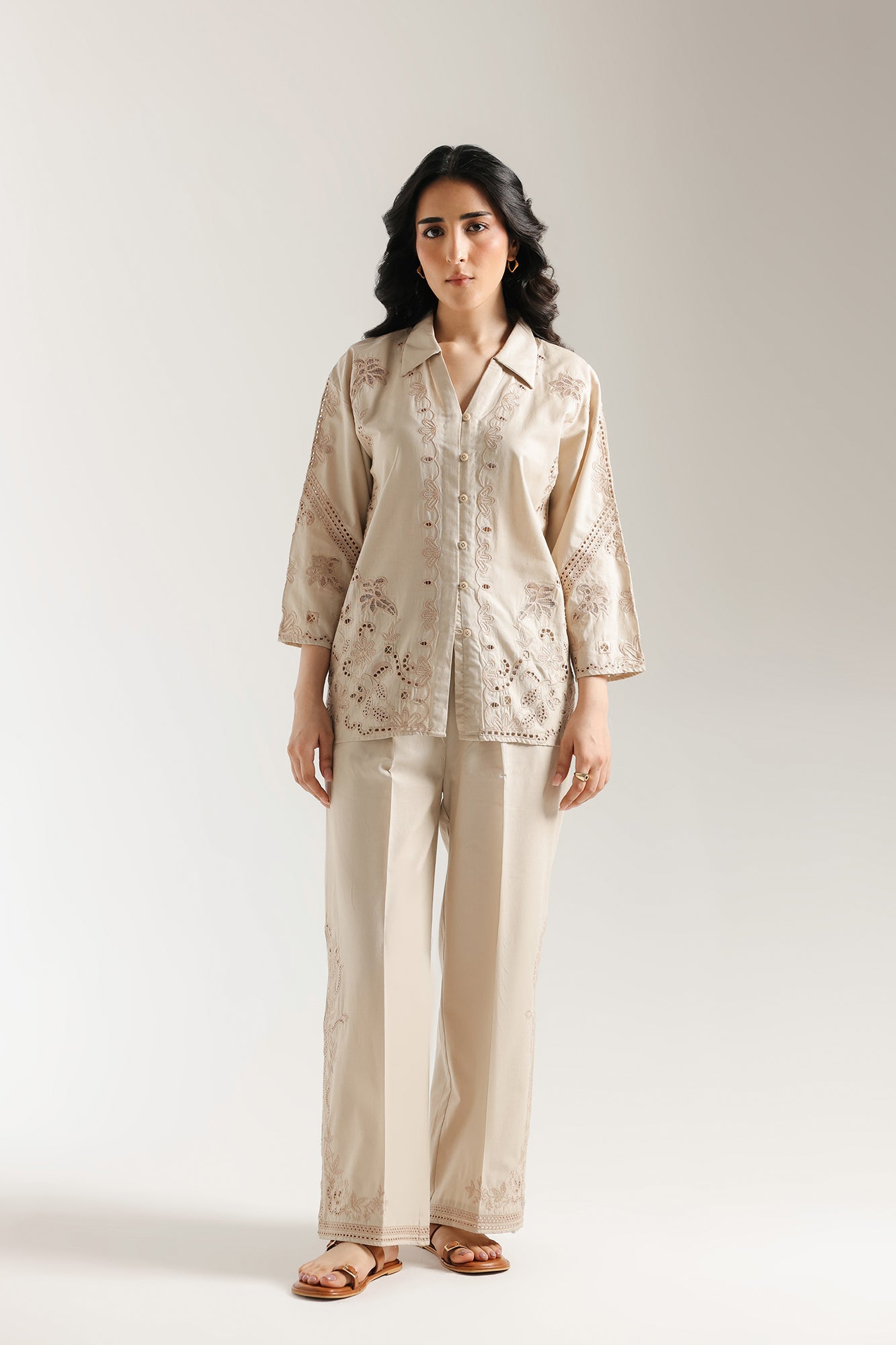 EMBROIDERED SUIT (E0638/106/112)