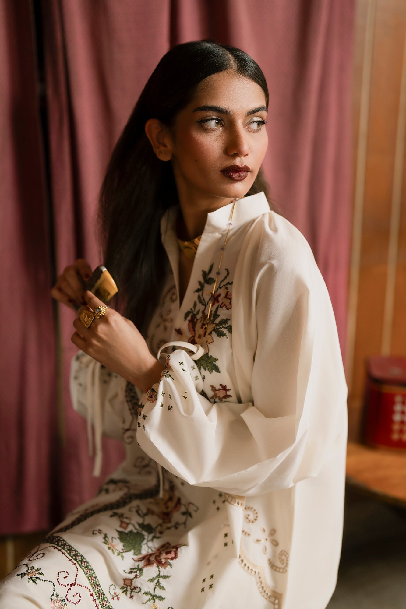 DRESS (E0643/119/002)