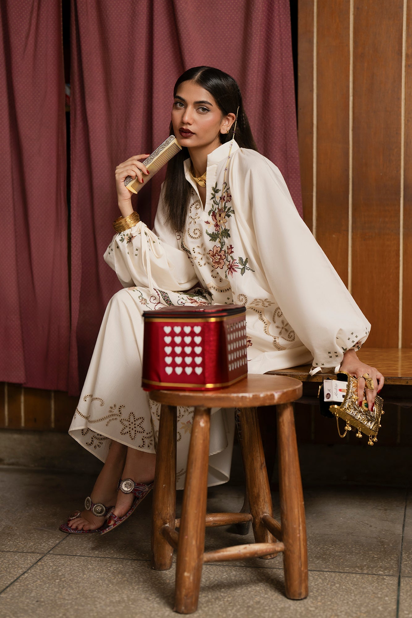 DRESS (E0643/119/002)