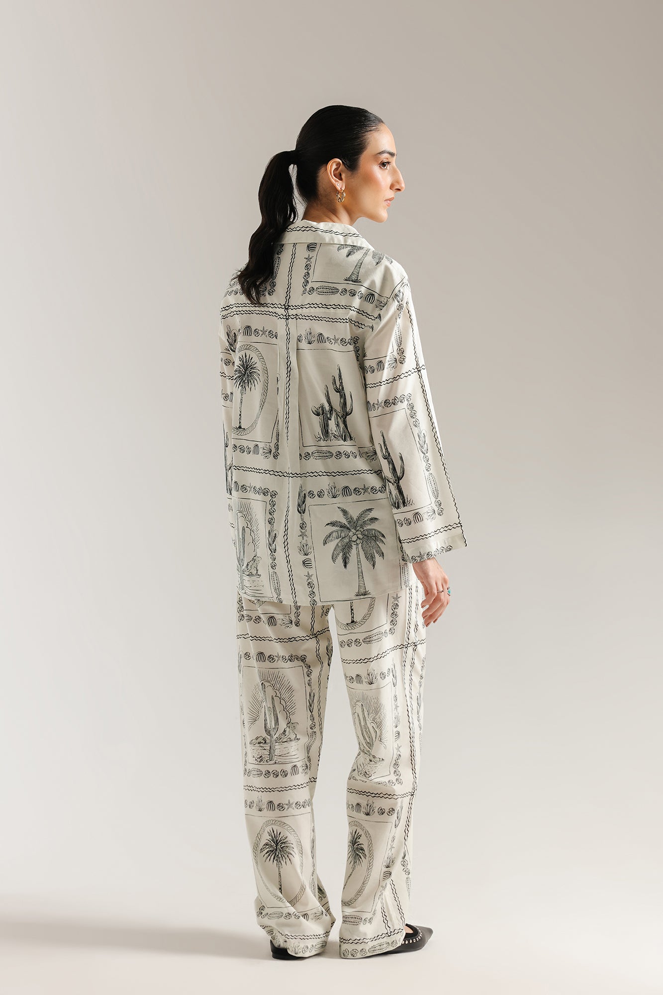 PRINTED SUIT (E0654/106/005)