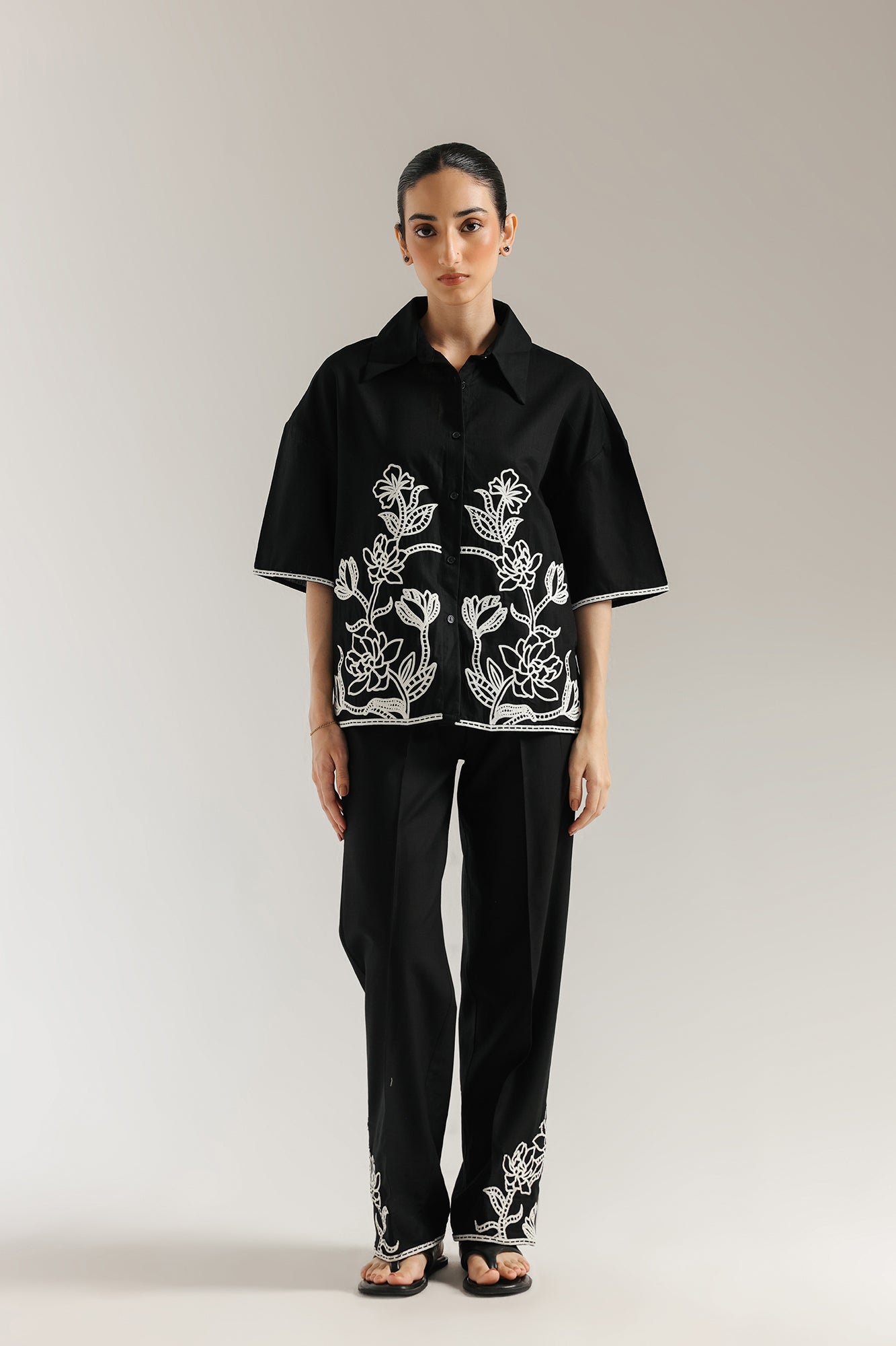https://cdn.shopify.com/s/files/1/2290/7917/files/E0657-106-902_1.jpg?v=1756272945
