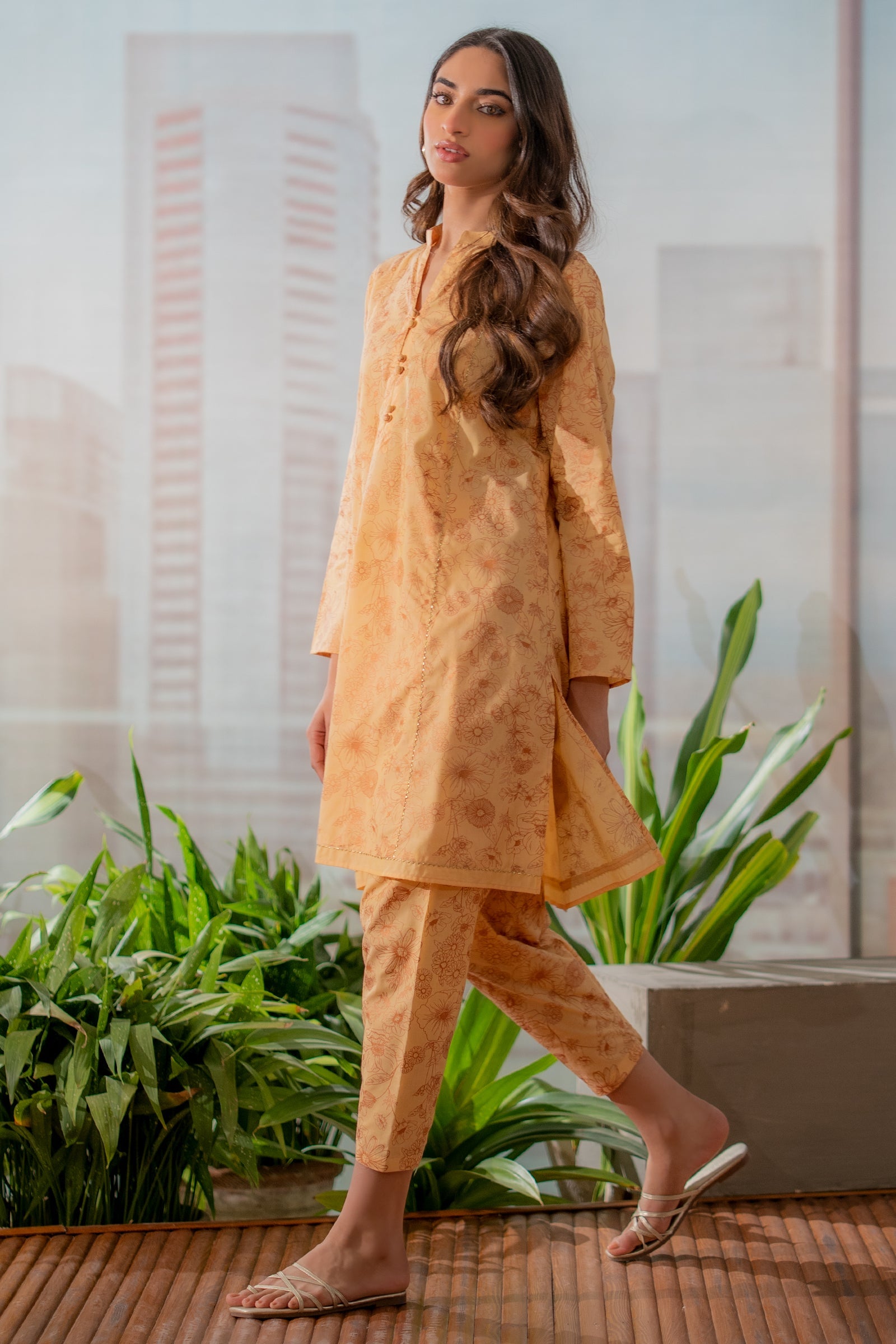 https://cdn.shopify.com/s/files/1/0568/3308/1529/files/E06616-YL0-1.jpg?v=1741198080