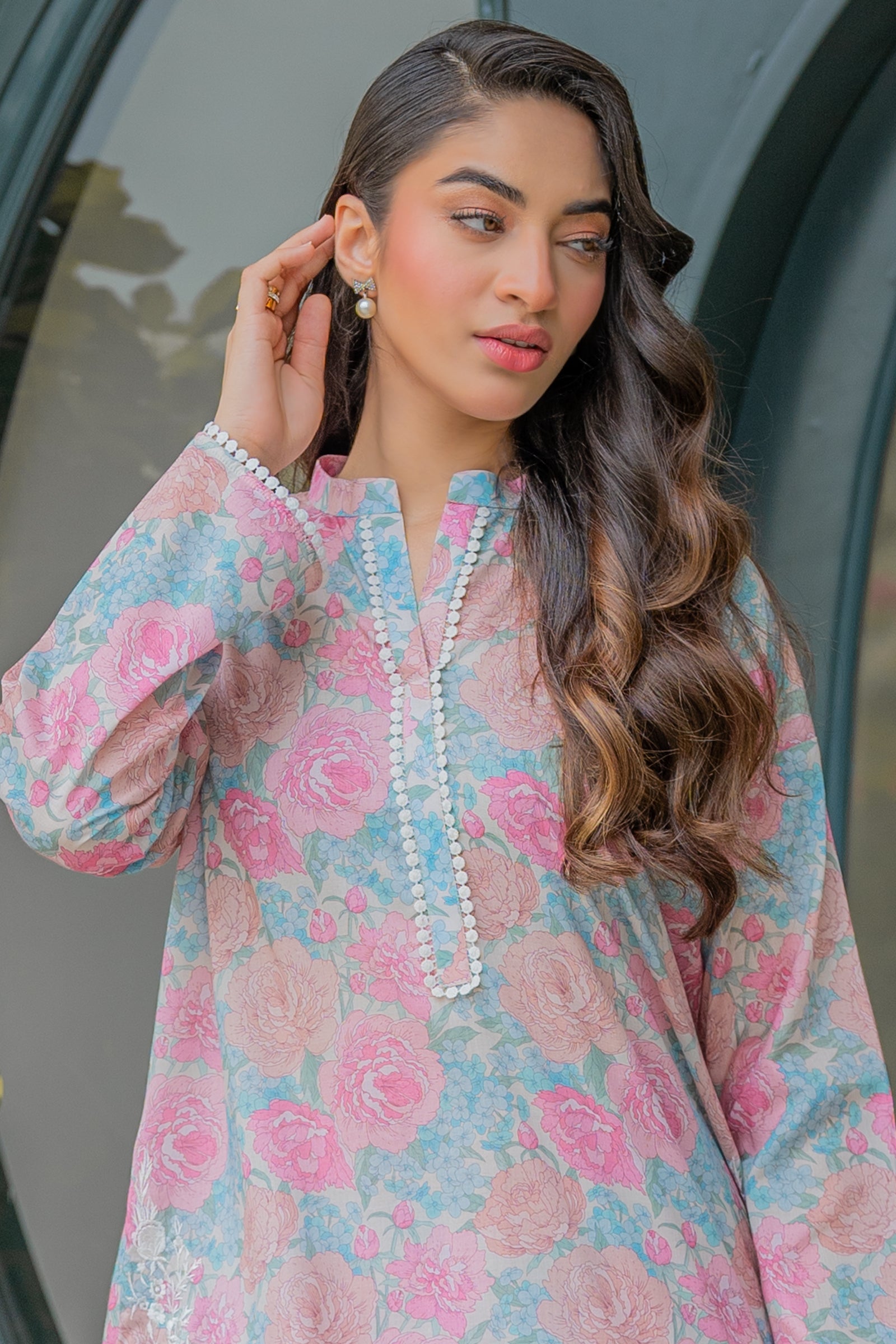 Carnation 2 Piece