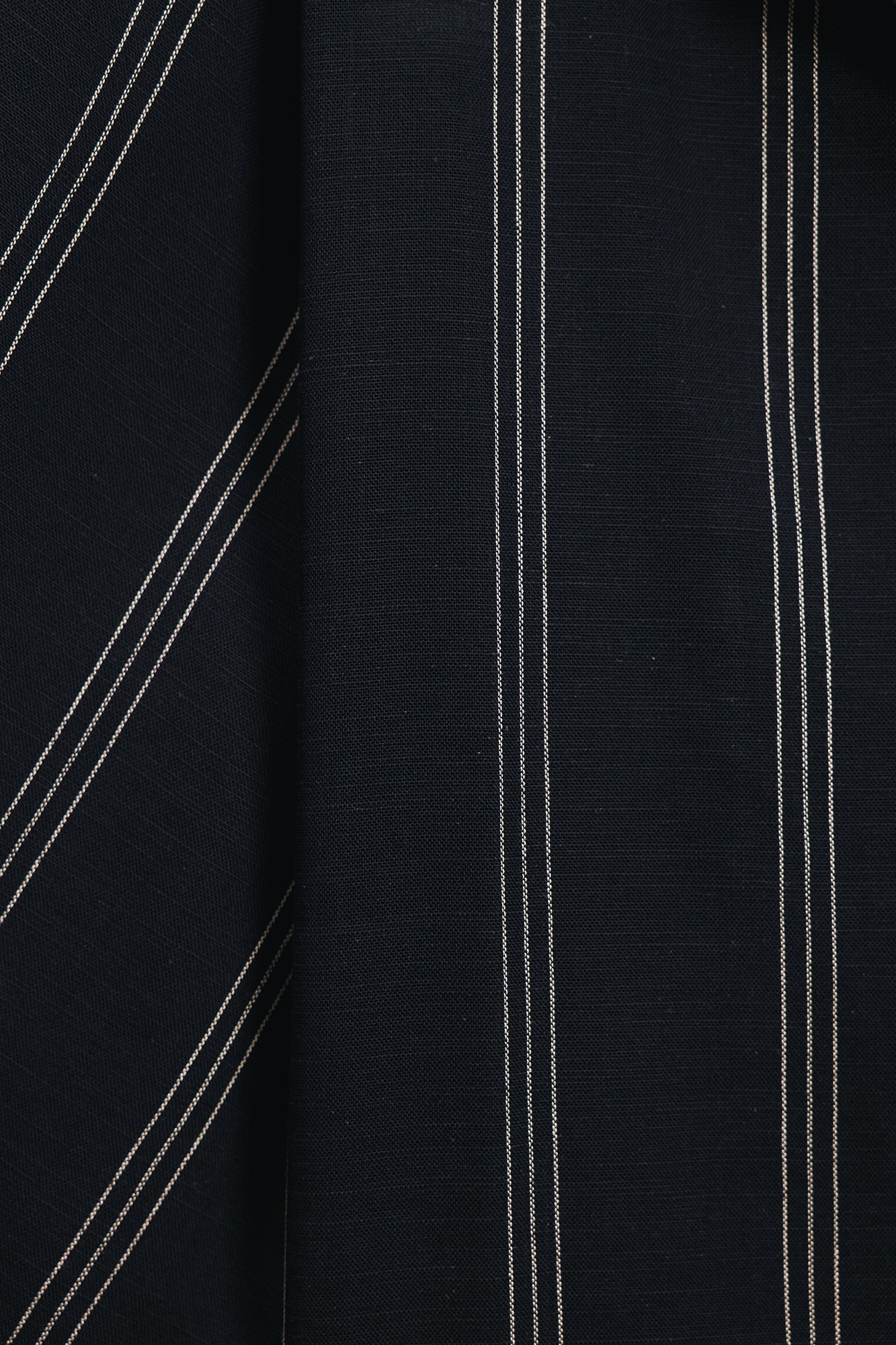 STRIPED SUIT (E0702/116/902)