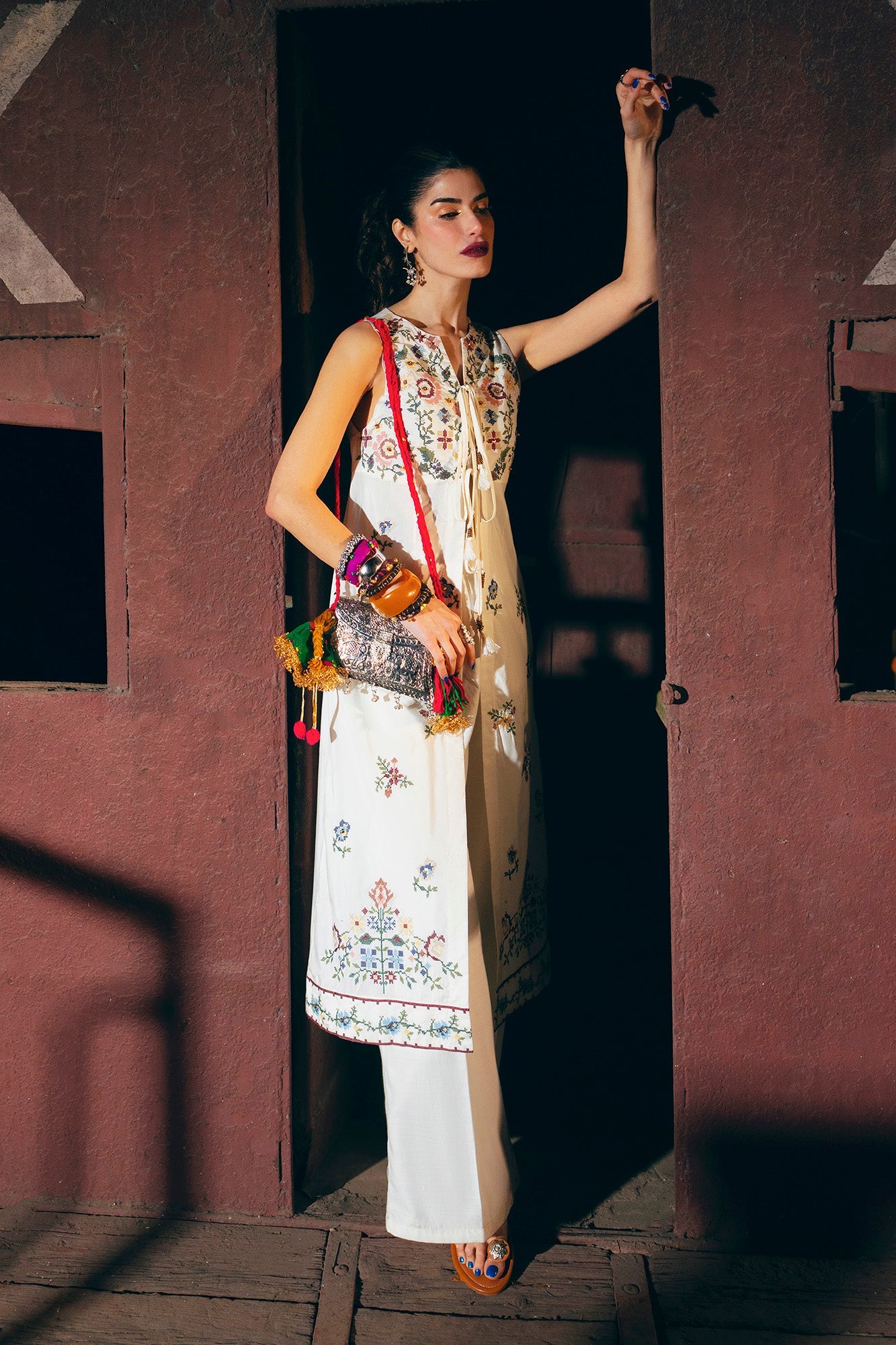 DRESS (E0724/119/005)
