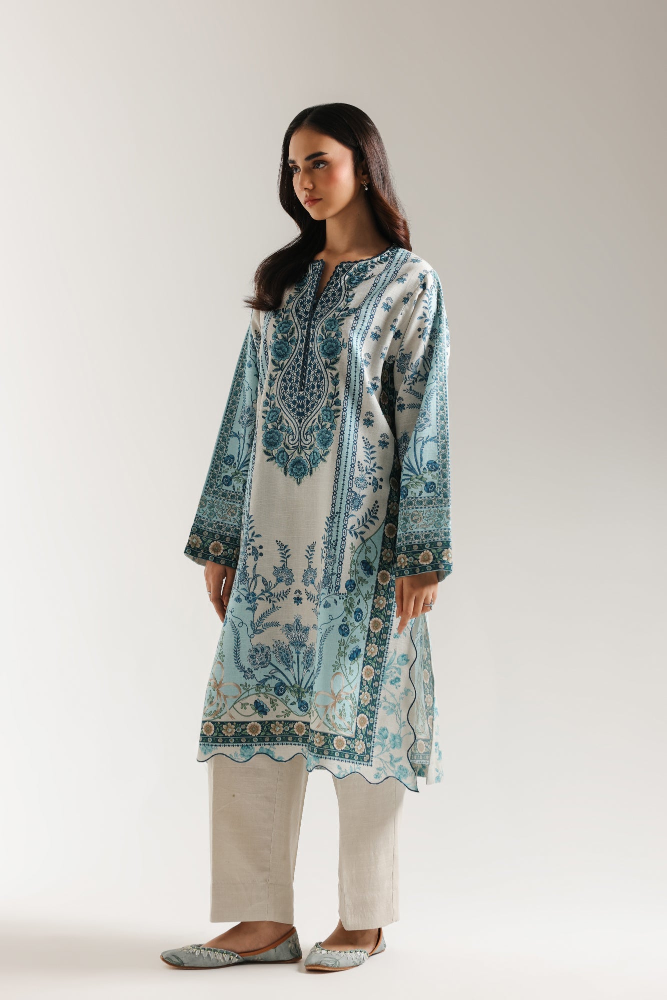 EMBROIDERED SUIT (E0732/203/006)