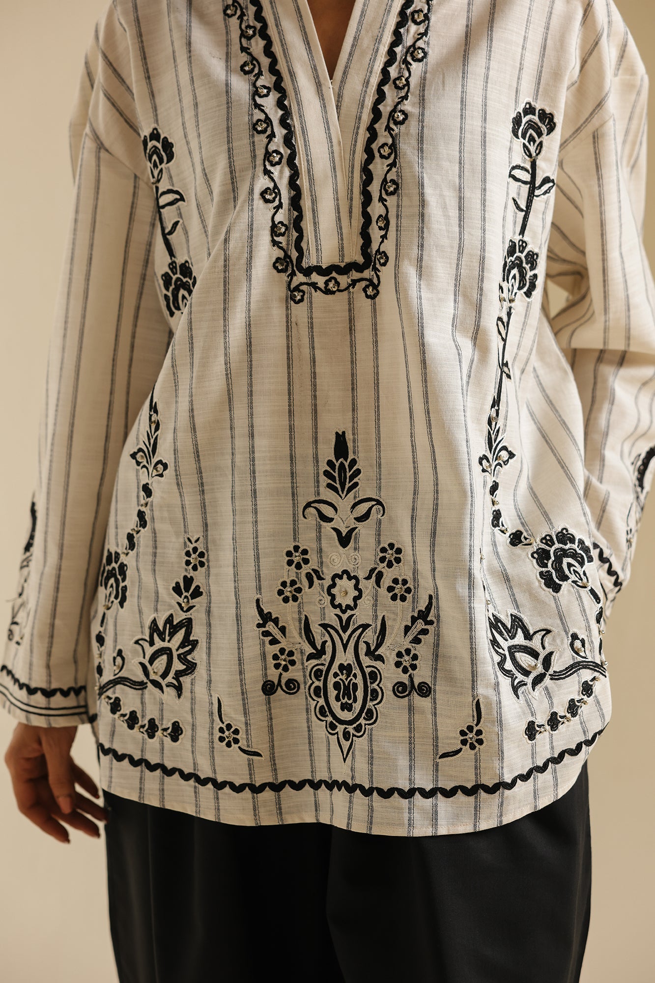 KURTI (E0743/119/002)