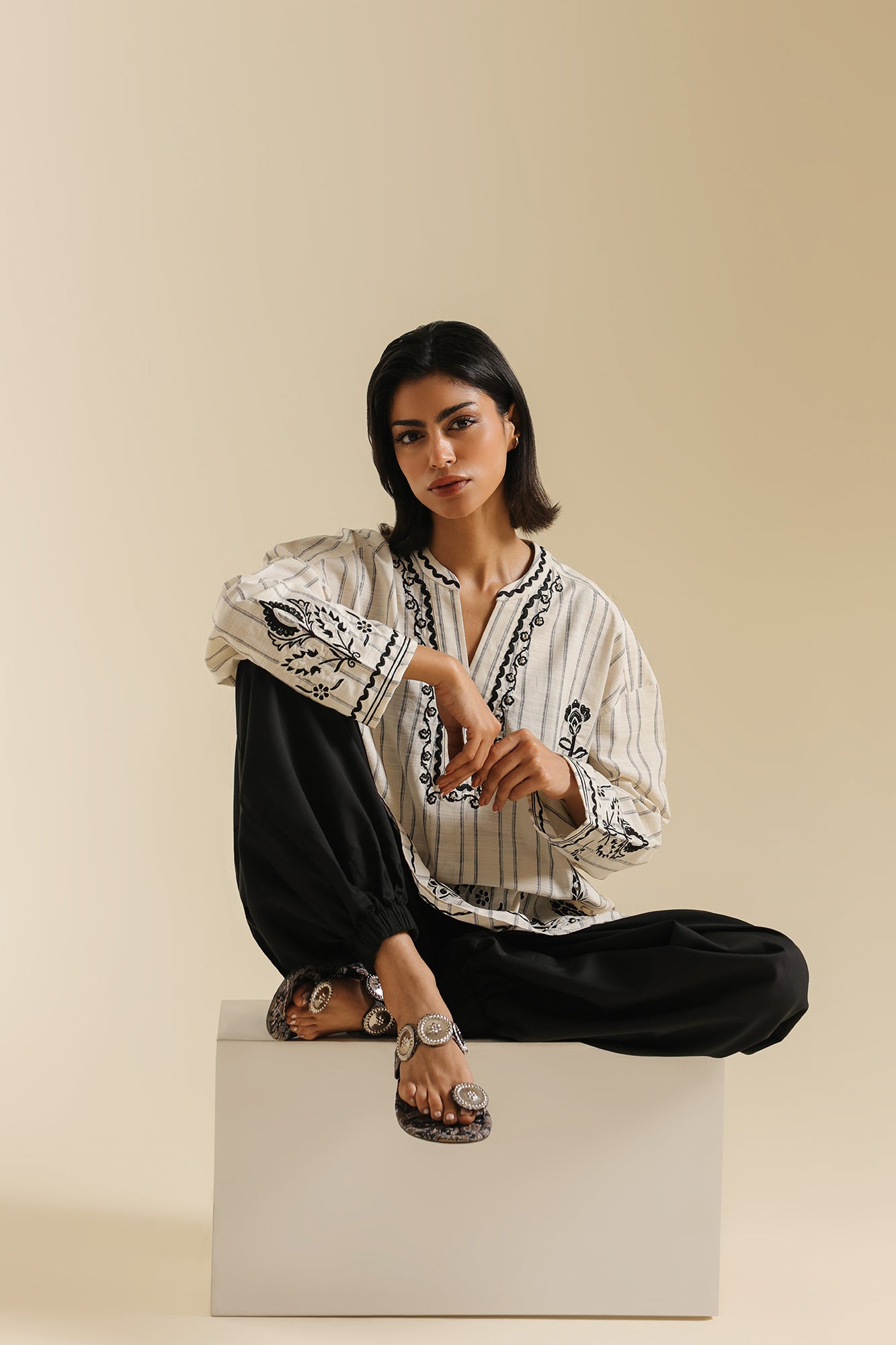 KURTI (E0743/119/002)