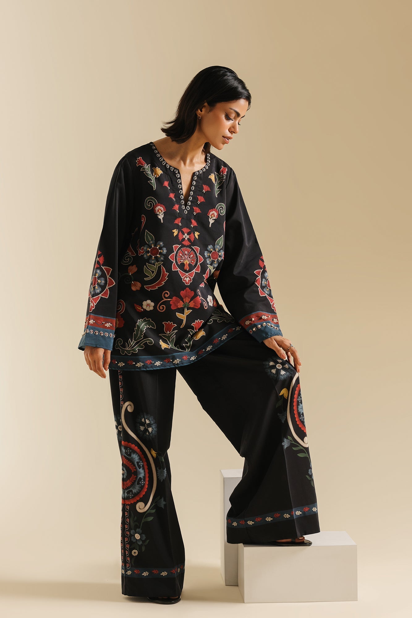 PRINTED SUIT (E0766/119/902)