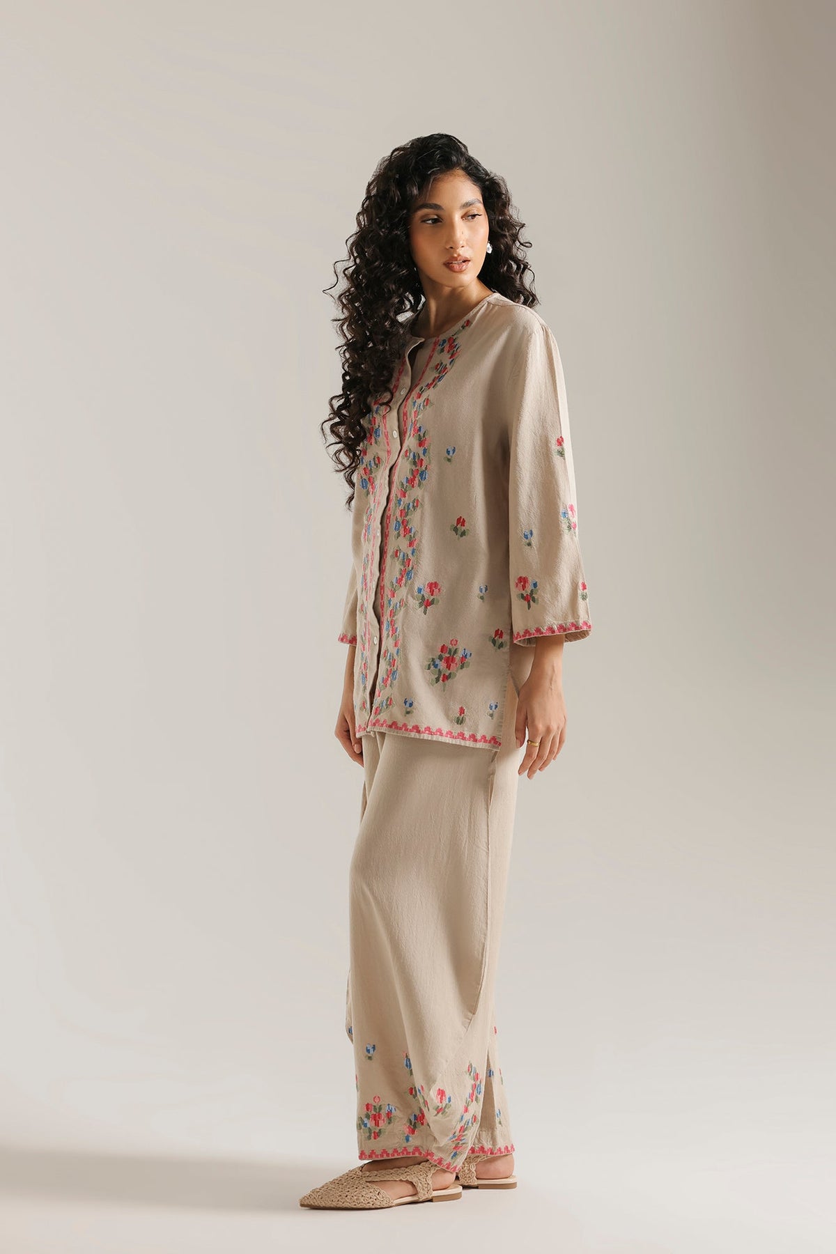EMBROIDERED SUIT (E0797/106/004)