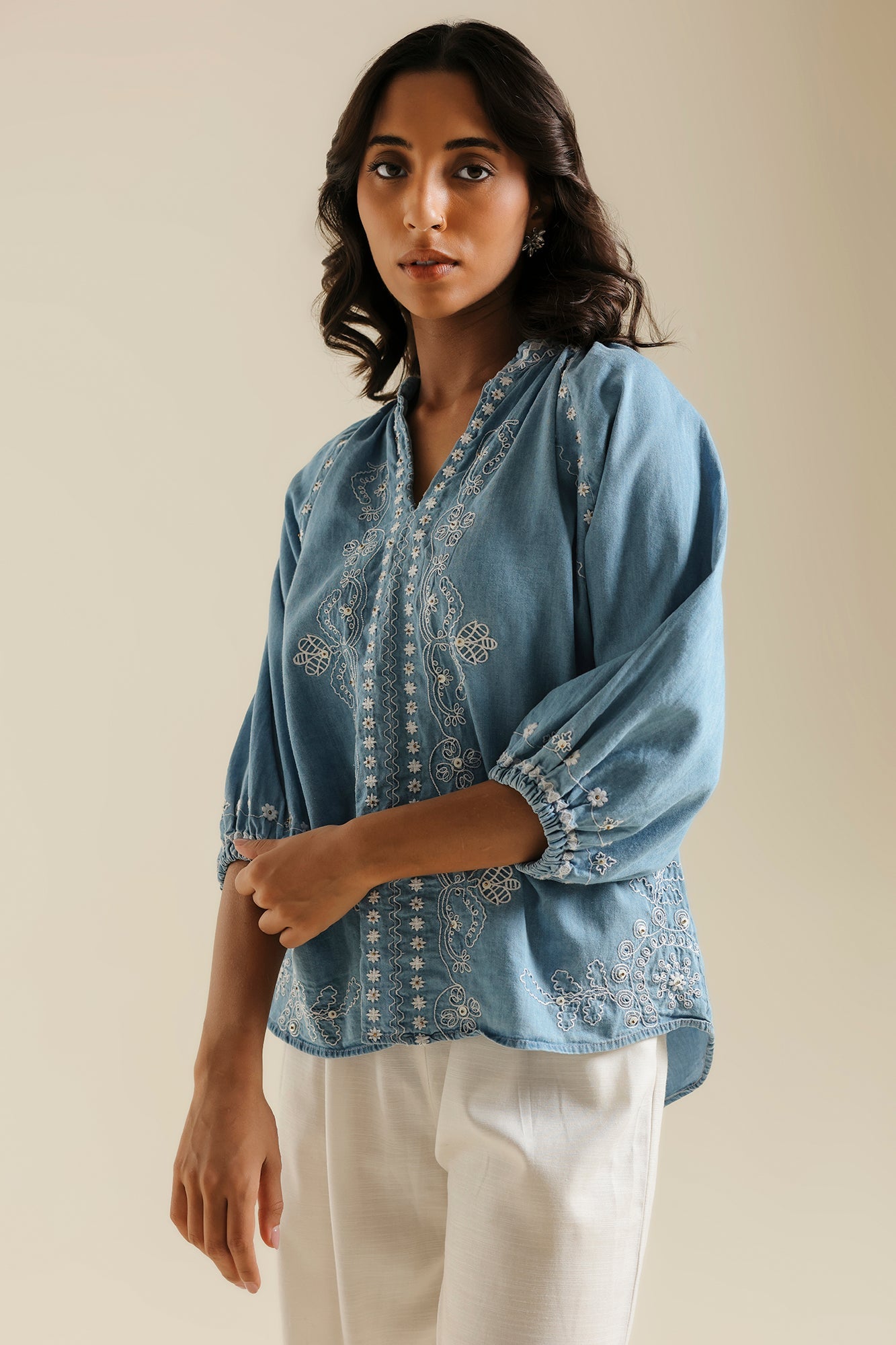EMBROIDERED TOP (E0803/119/625)