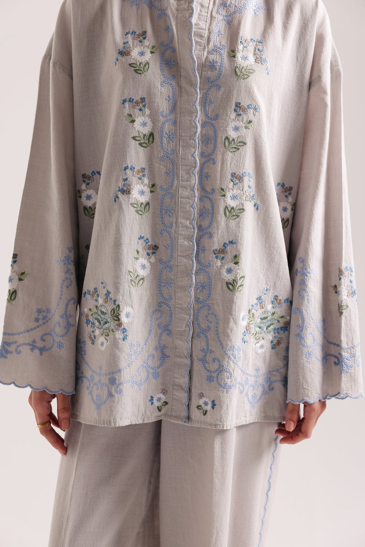 EMBROIDERED SUIT (E0806/106/913)