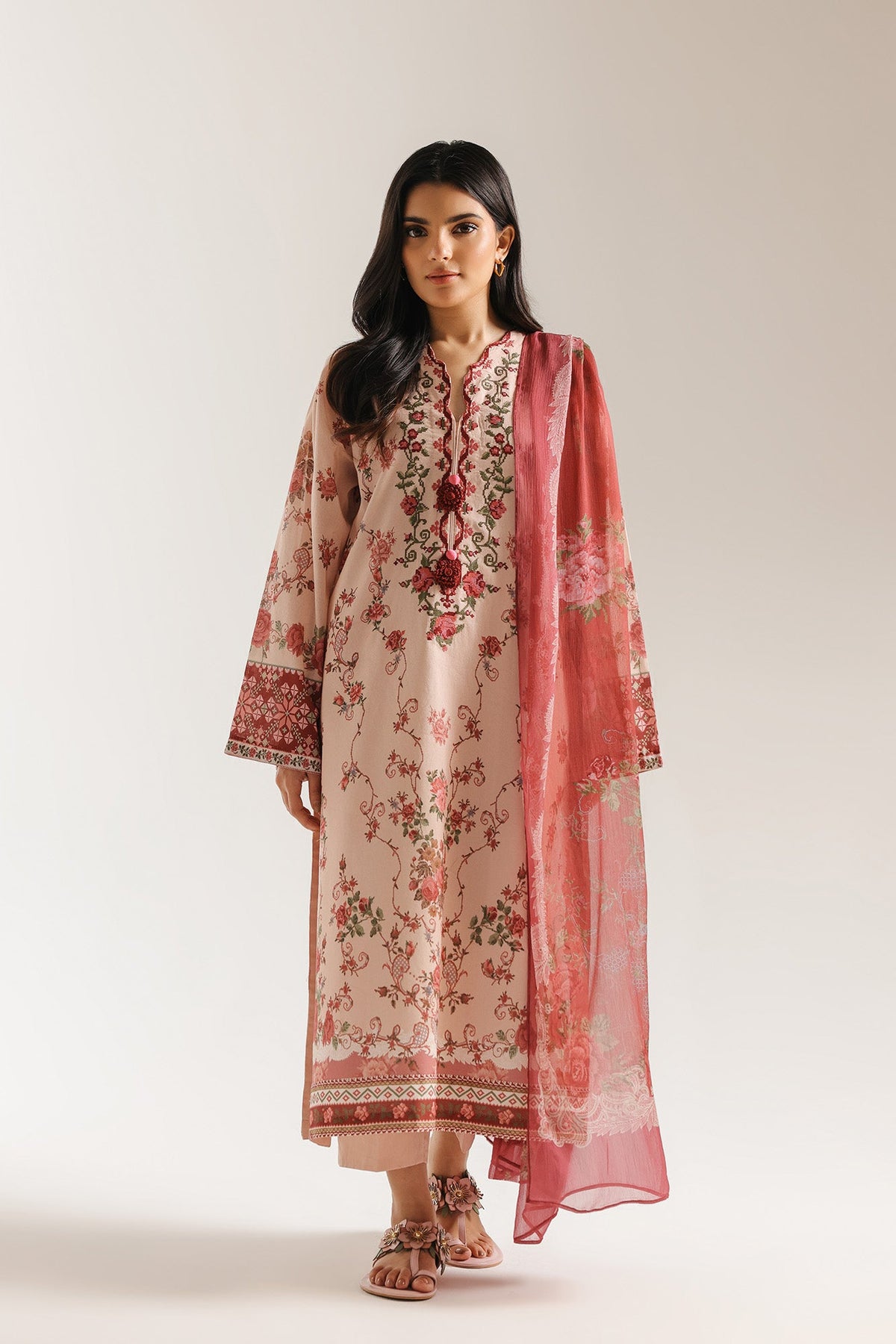 EMBROIDERED SUIT (E0826/203/527)