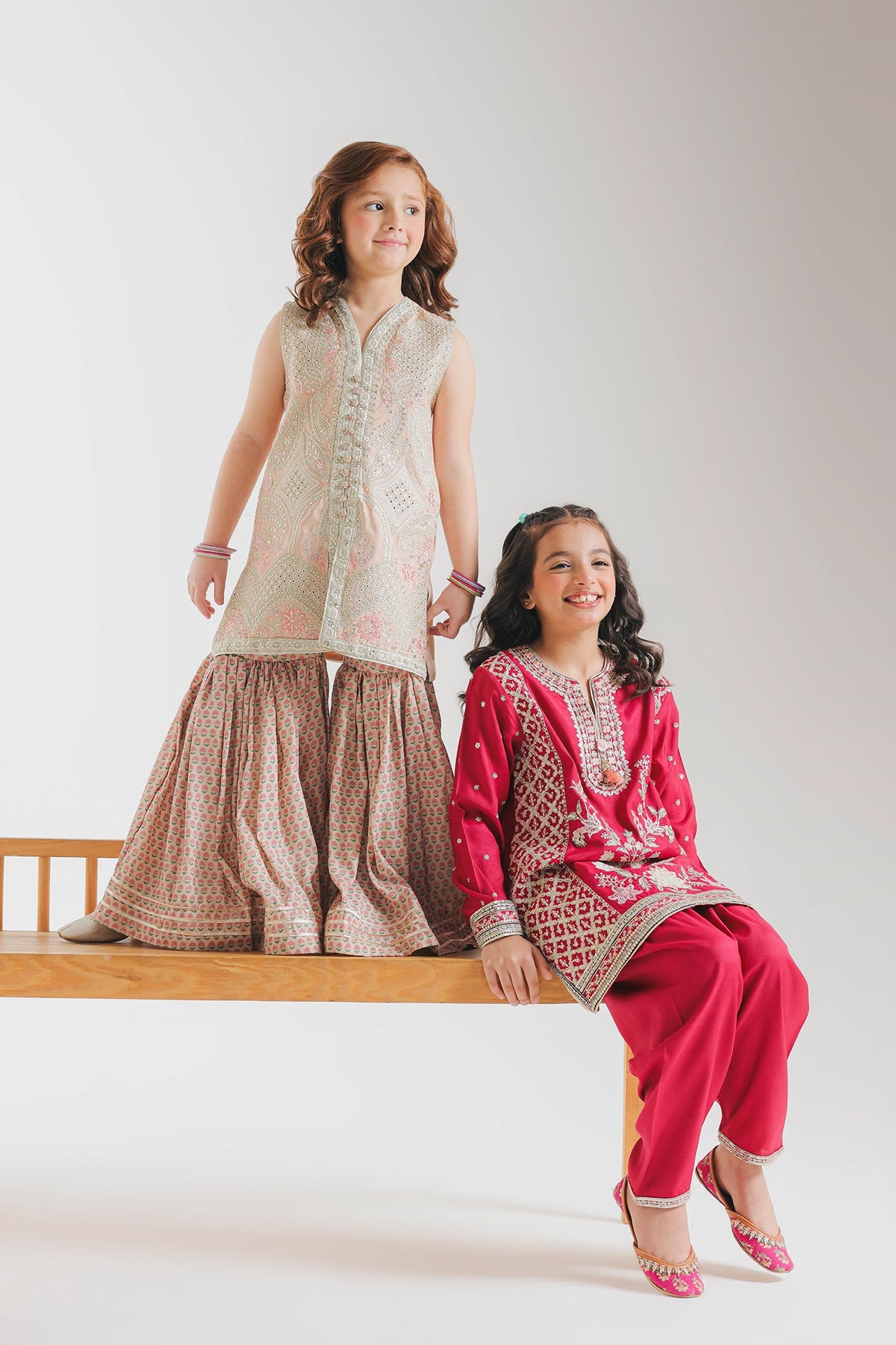 EMBROIDERED SUIT (E0829/404/405 E0829/304/405)