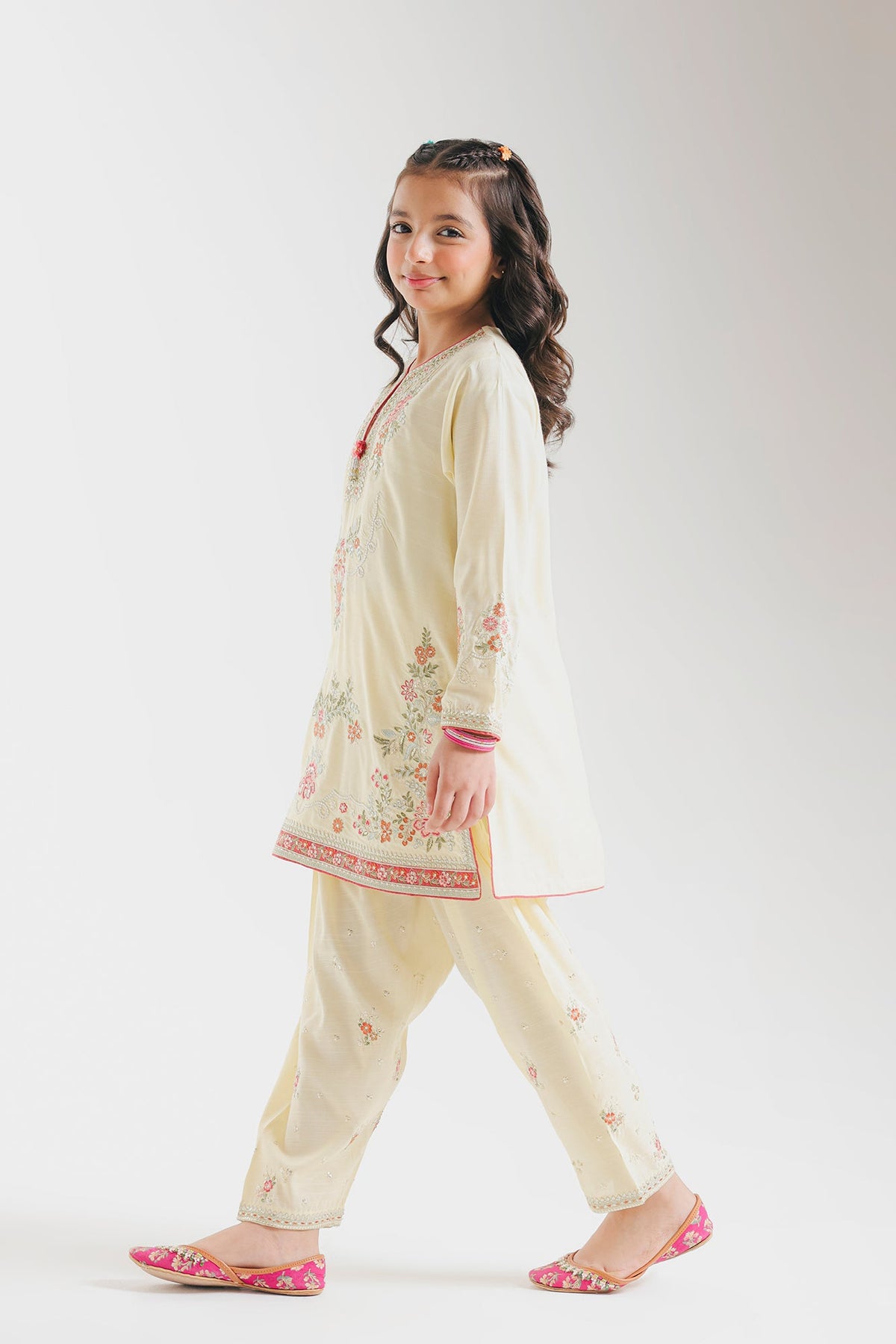 EMBROIDERED SUIT (E0836/404/110 E0836/304/110)