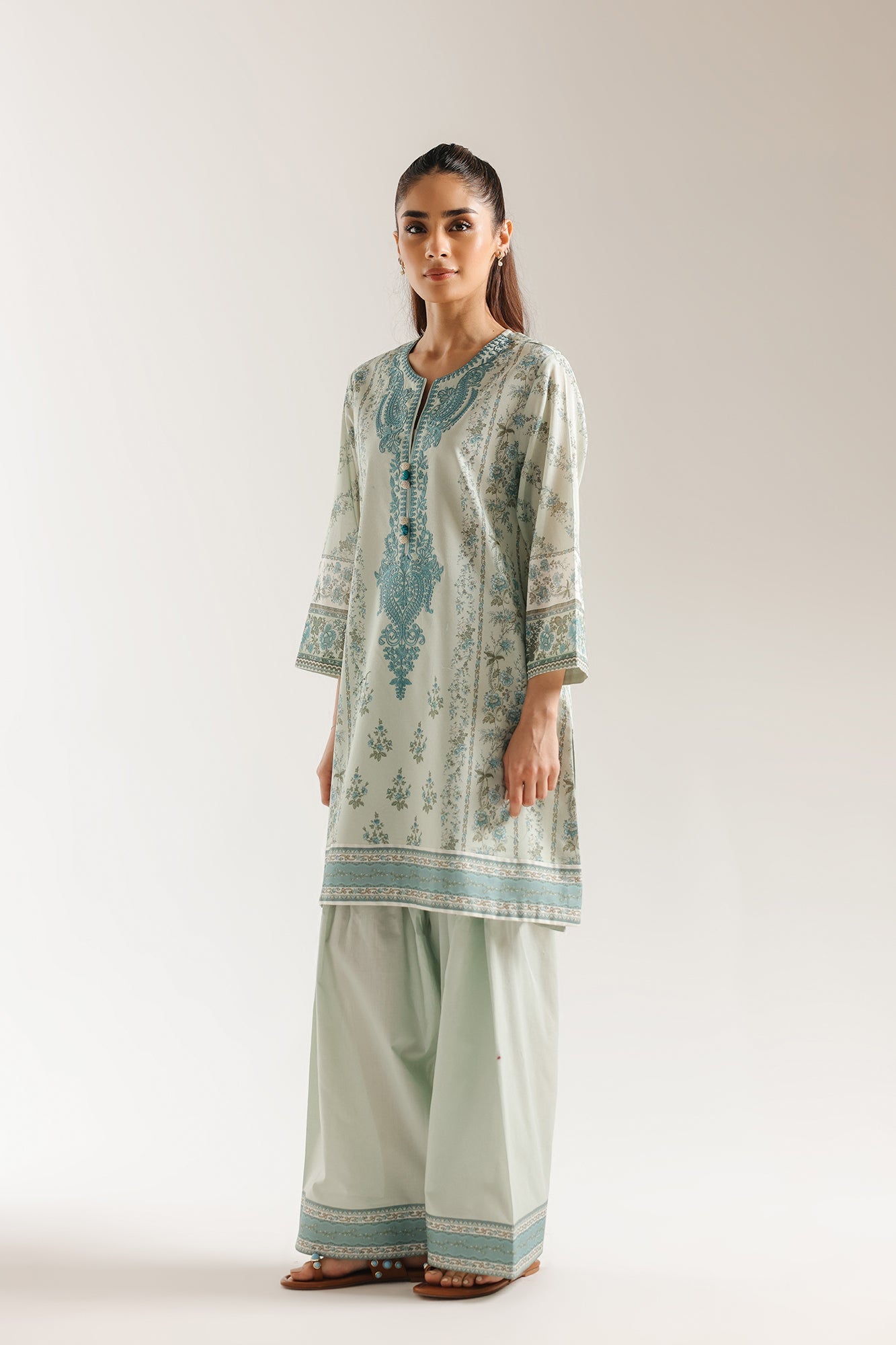 EMBROIDERED SUIT (E0837/203/719)