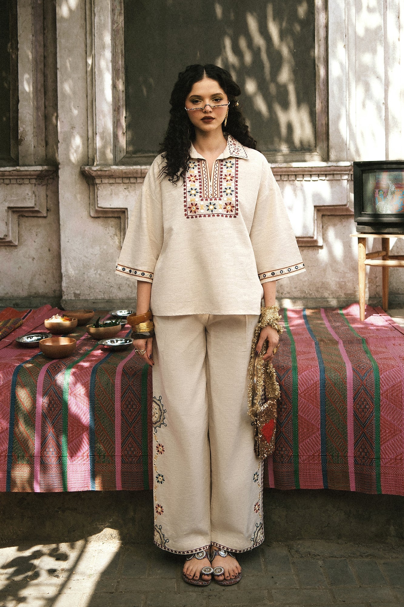 EMBROIDERED SUIT (E0842/119/005)